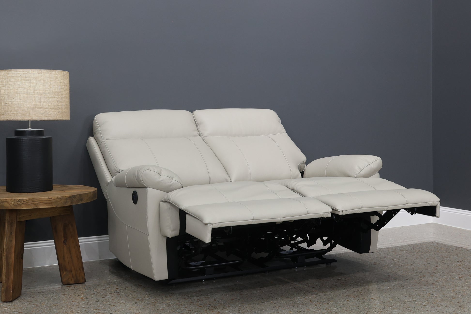 Seymour Electric Loveseat - Light Grey Leather