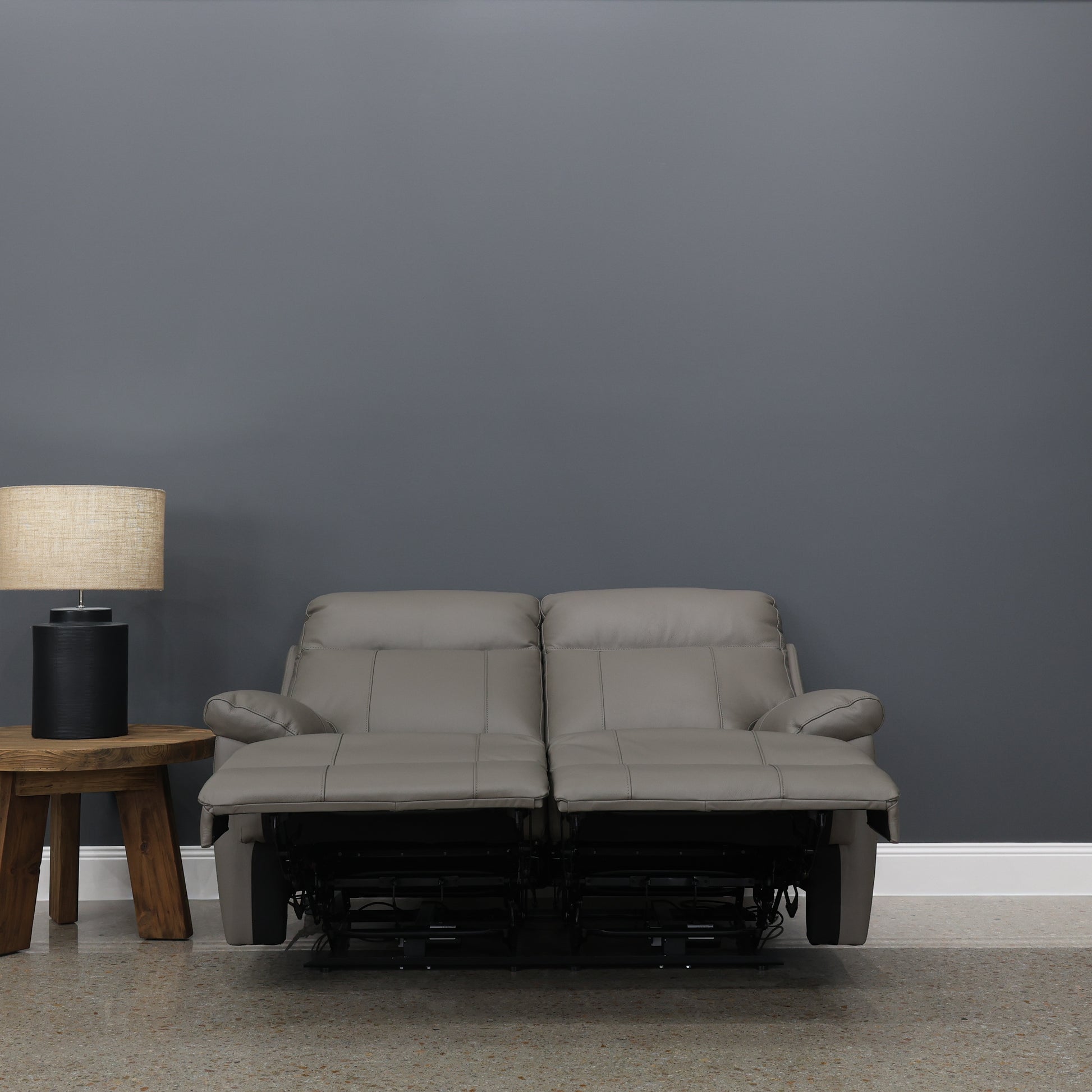 Seymour Electric Loveseat - Mocha Leather