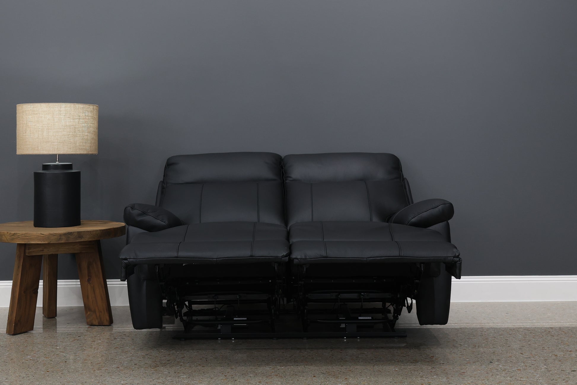 Seymour Electric Loveseat - Black Leather