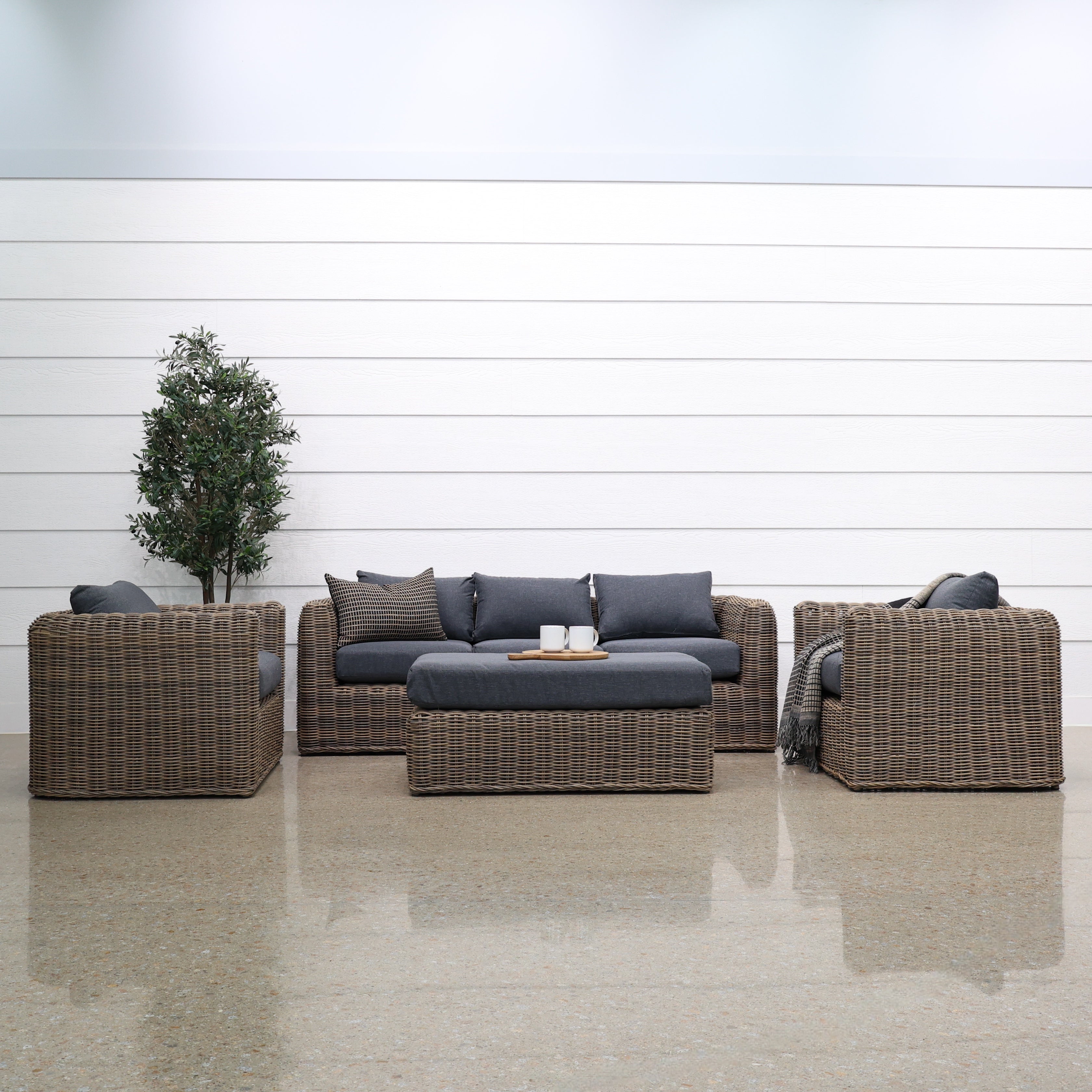 Mowbray 4 Piece Lounge Set