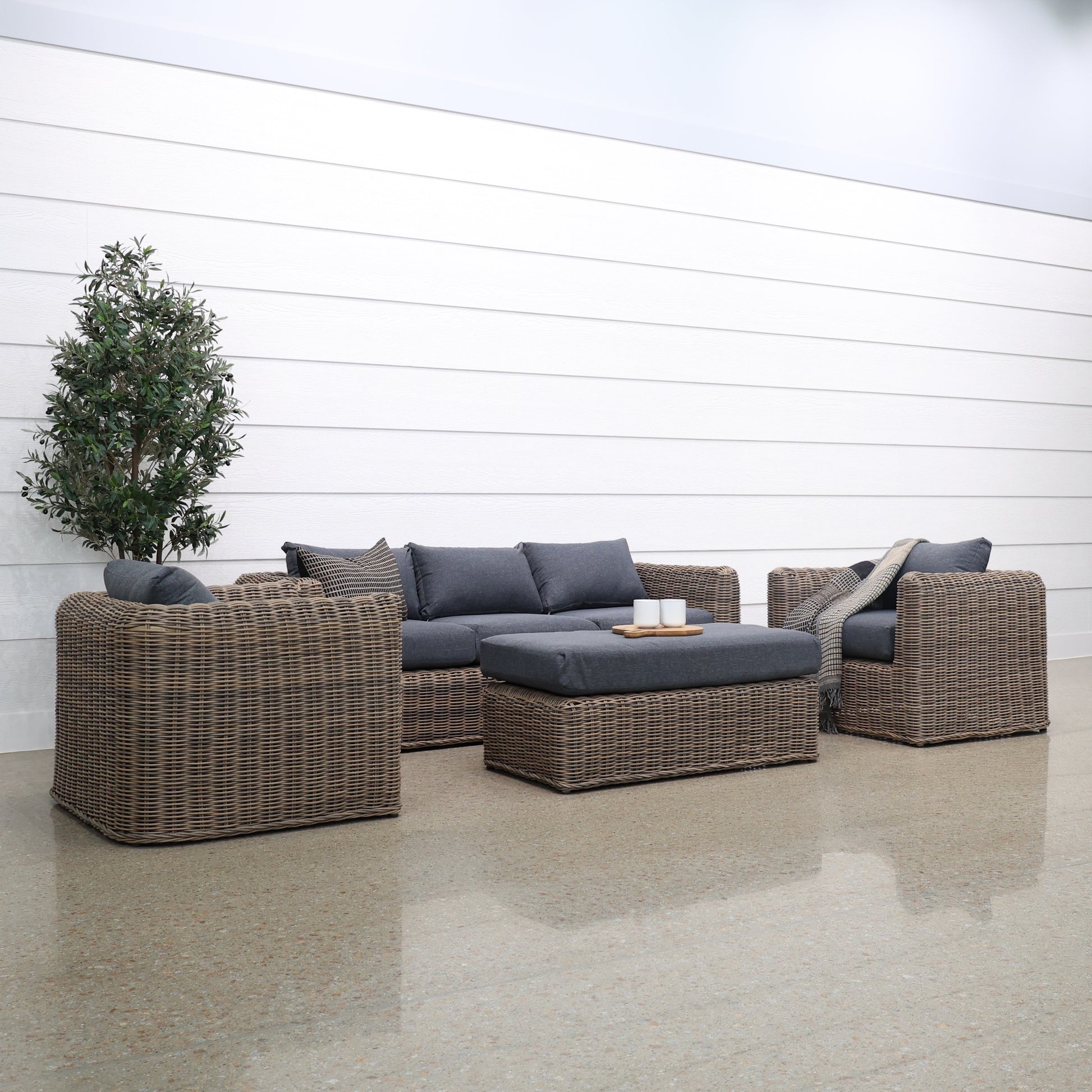 Mowbray 4 Piece Lounge Set