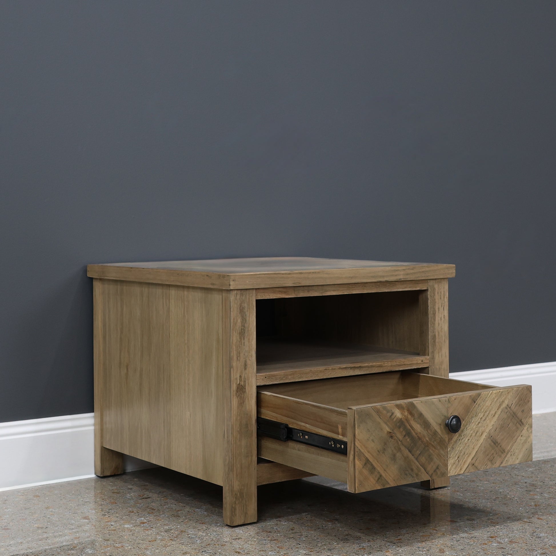 Flinders Lamp Table w/ Drawer