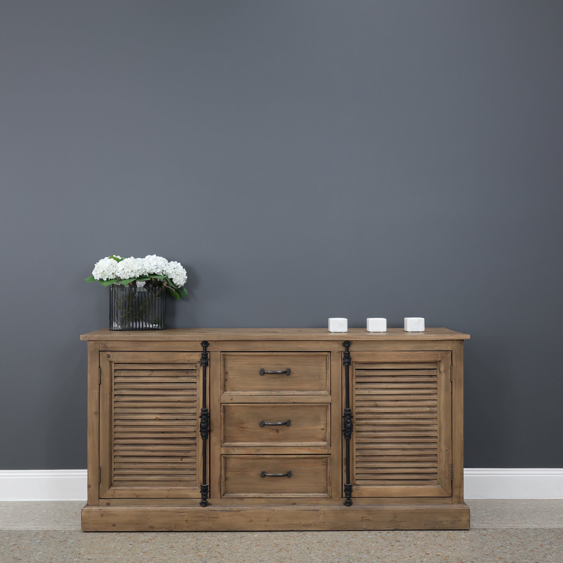 Hagrid Buffet 3 Drawers 2 Doors