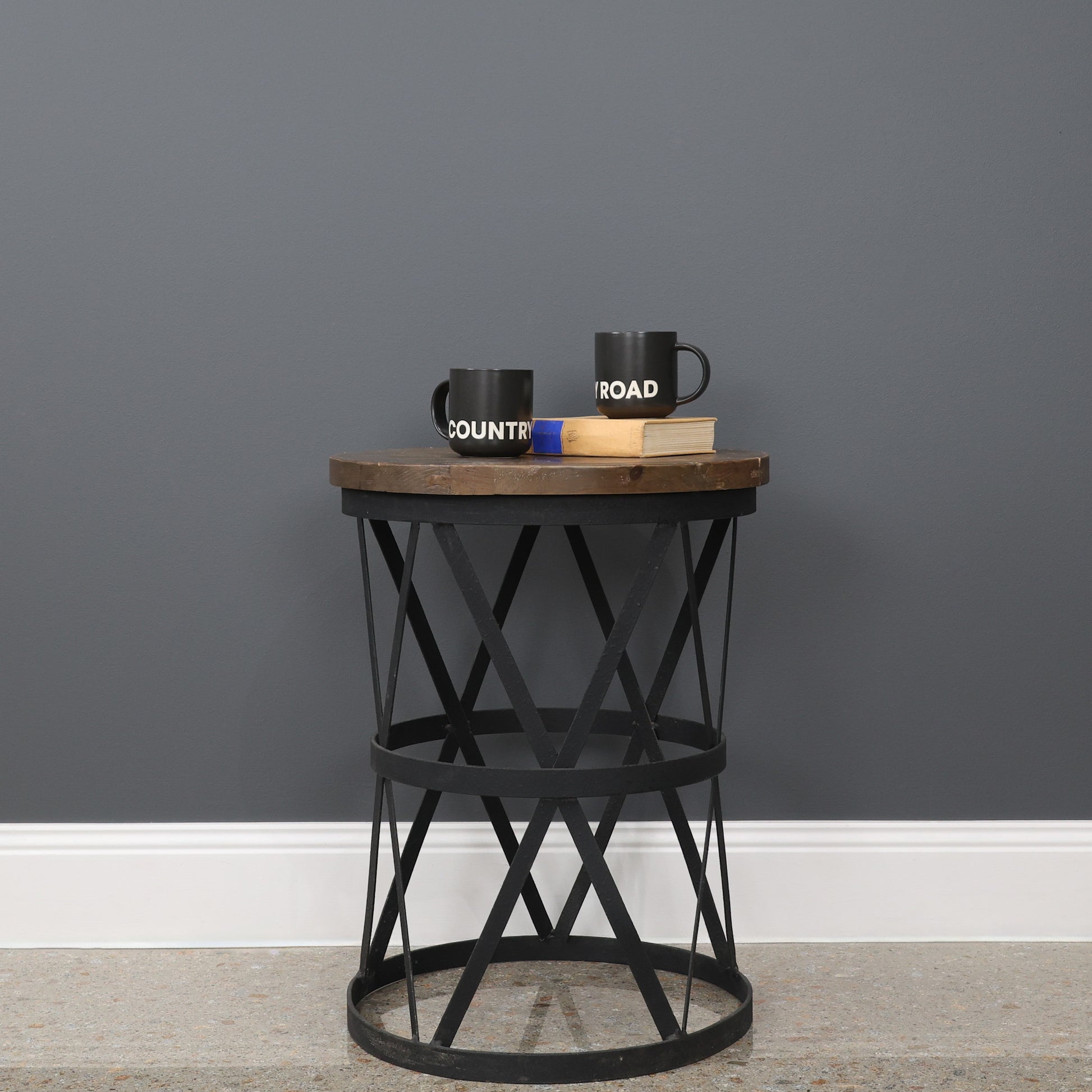 Hagrid Round Lamp Table w/ Cross Base