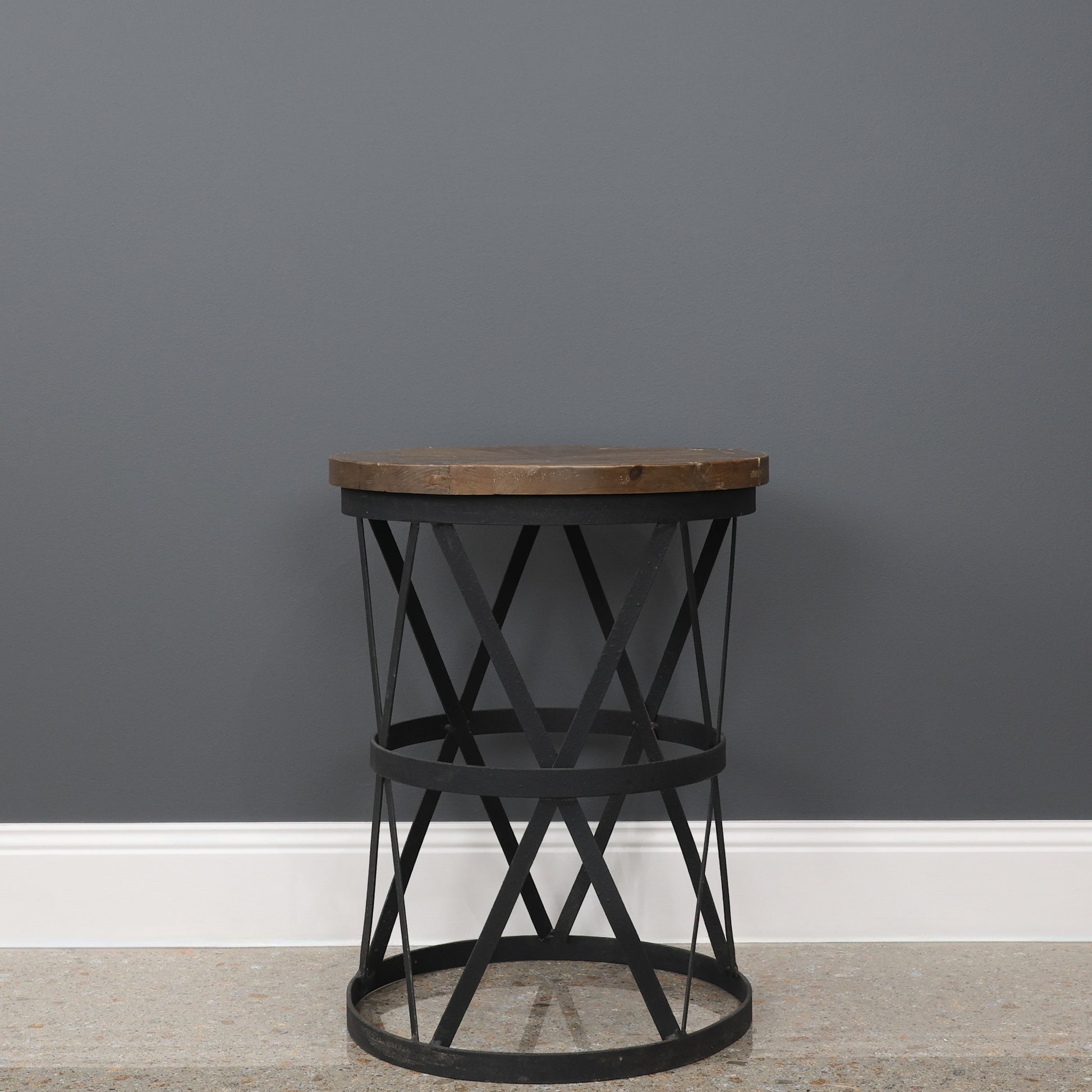 Hagrid Round Lamp Table w/ Cross Base