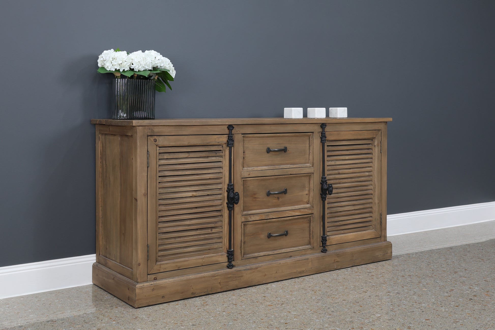 Hagrid Buffet 3 Drawers 2 Doors