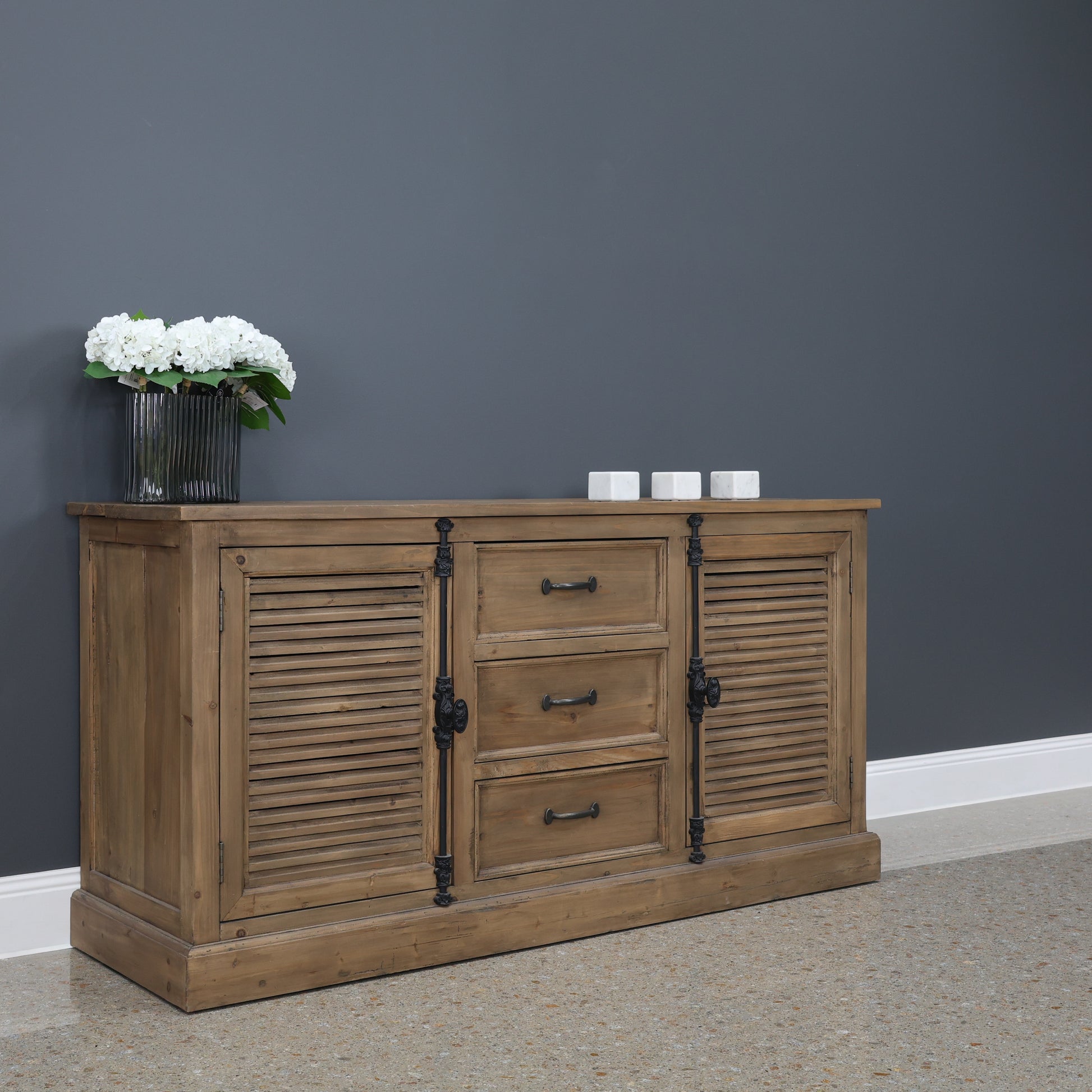 Hagrid Buffet 3 Drawers 2 Doors