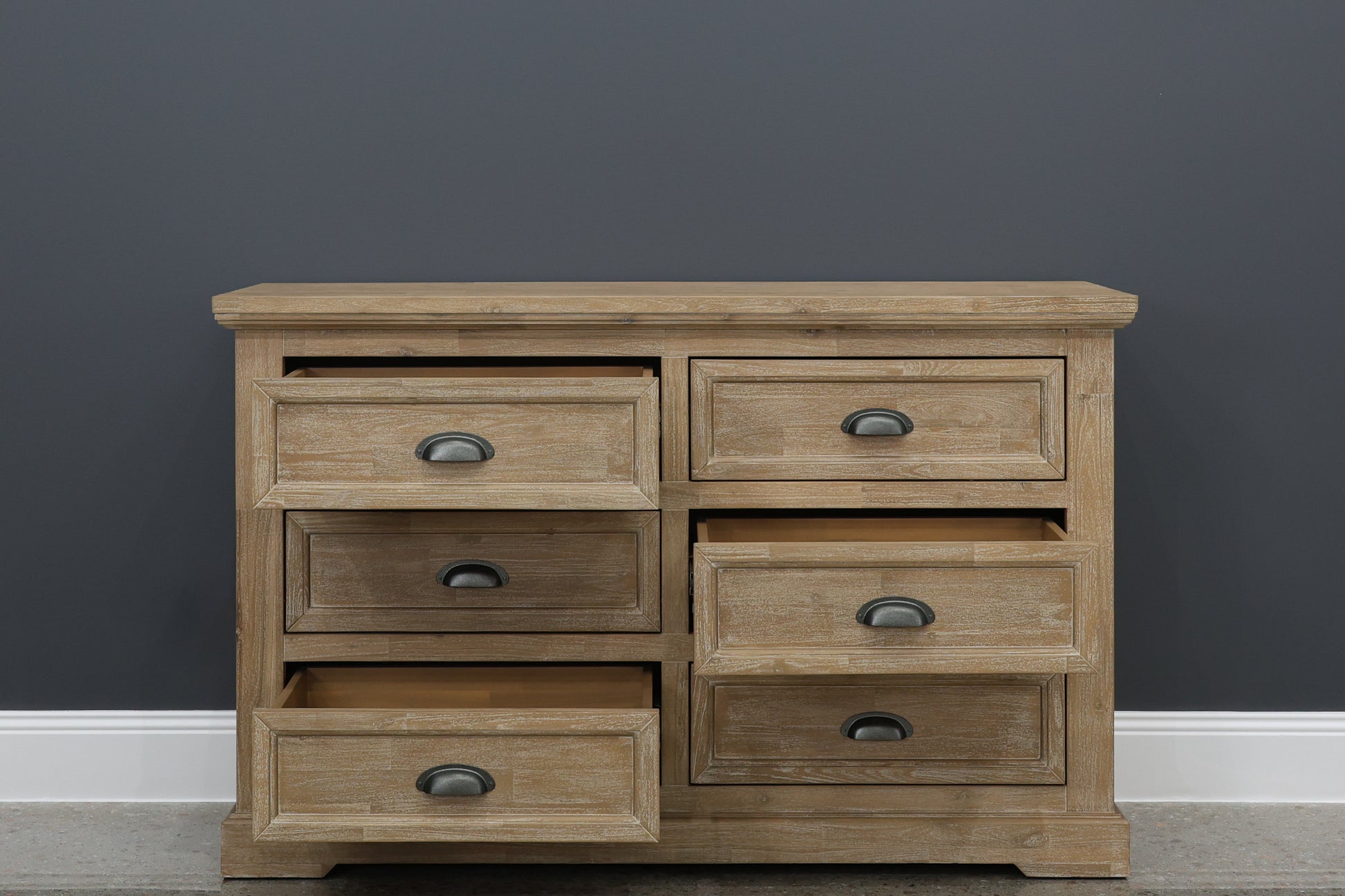 Provedore Natural Dresser
