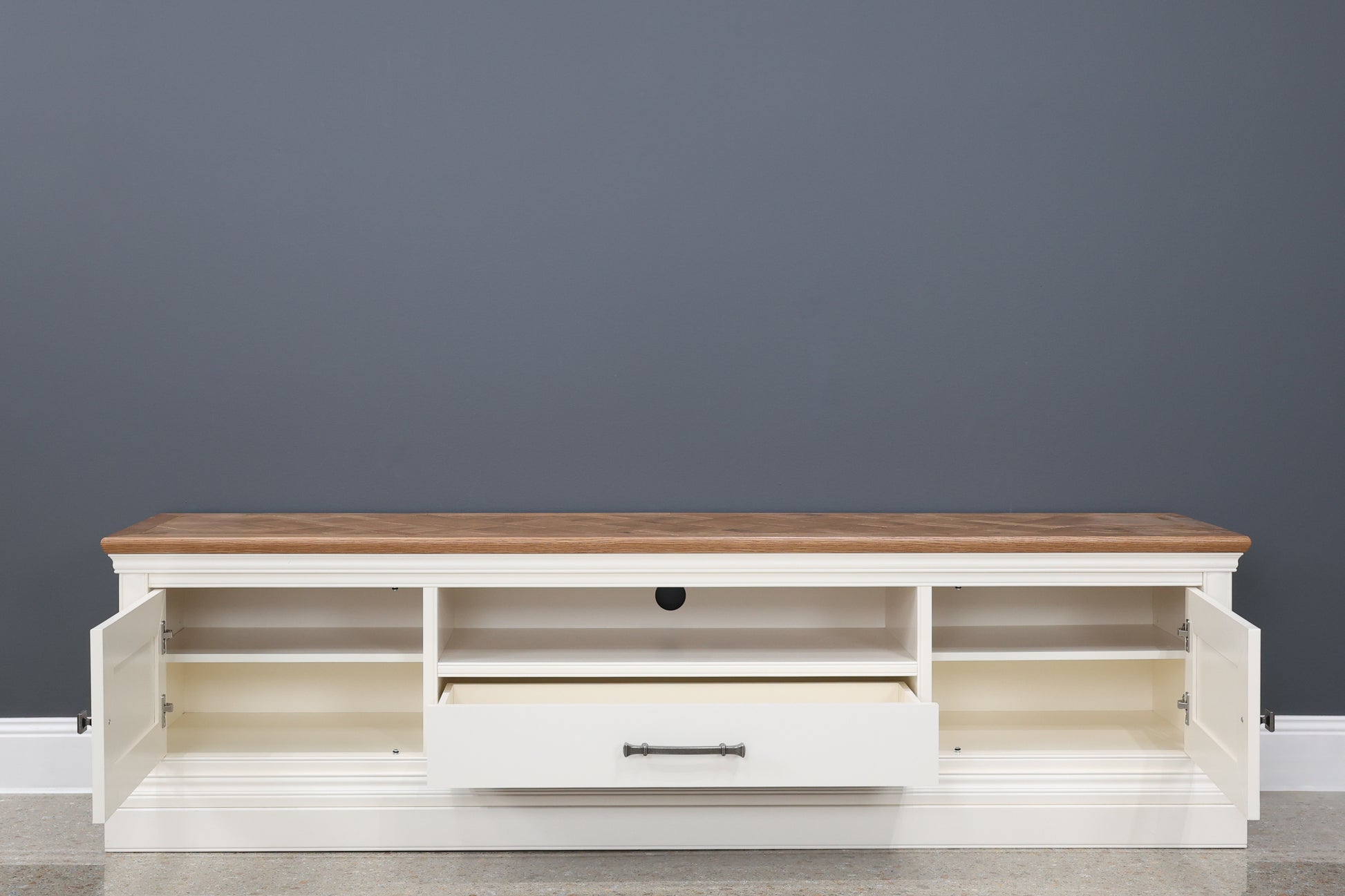 Hampton TV Unit -200cm L