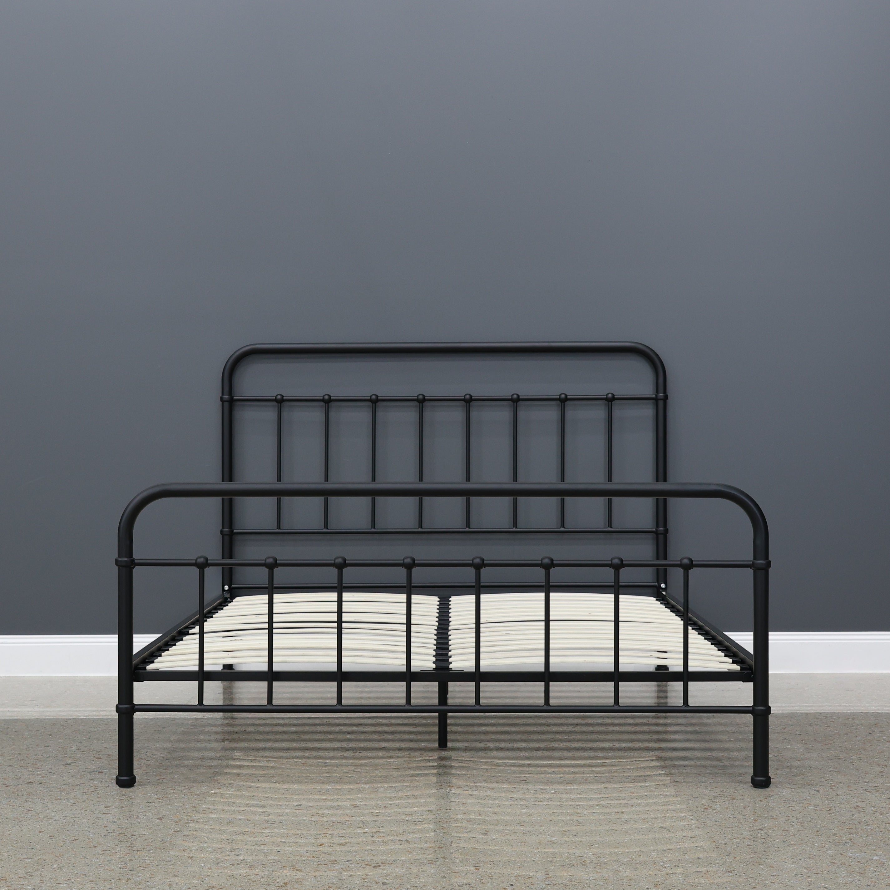 Emerald Bed - Black
