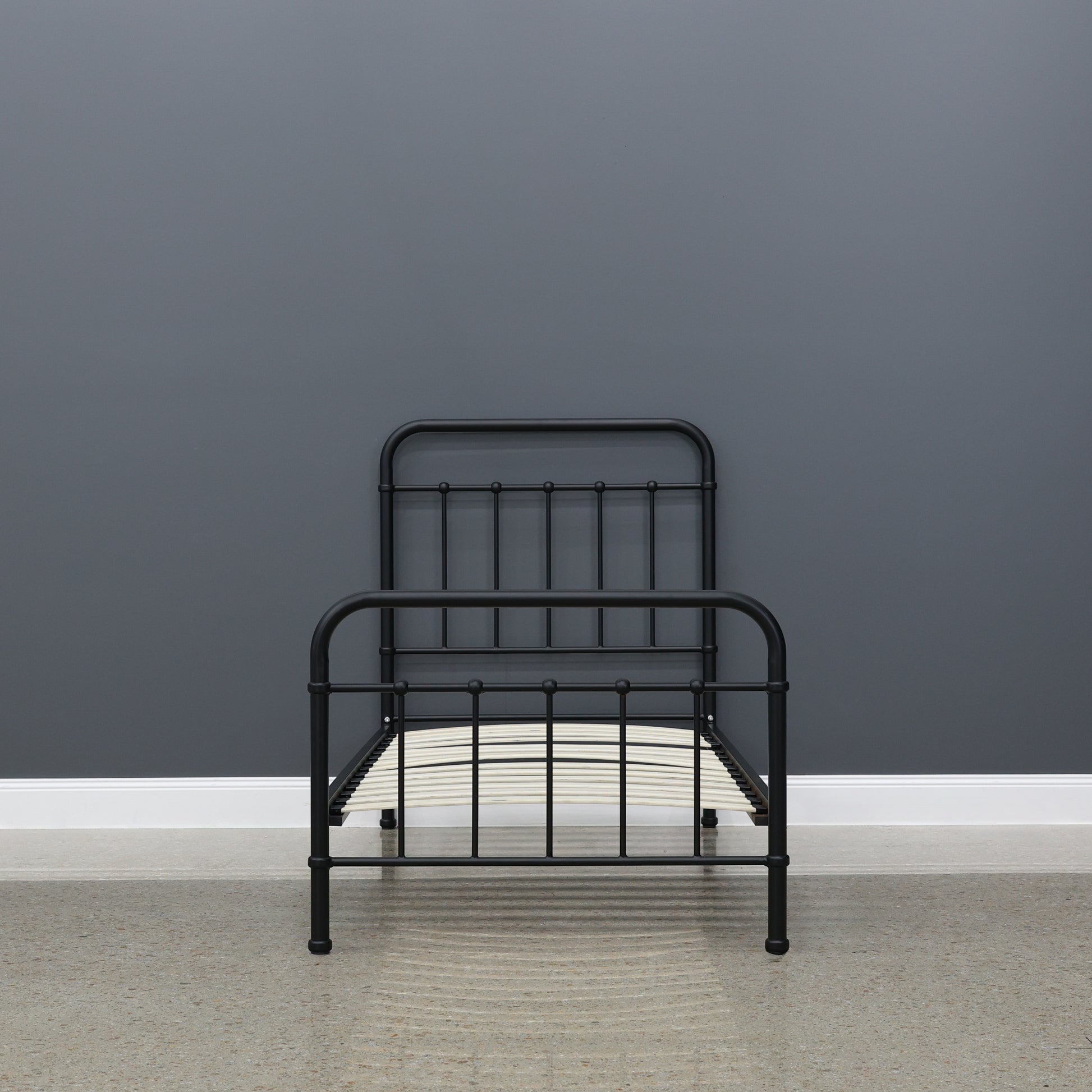 Emerald Bed - Black