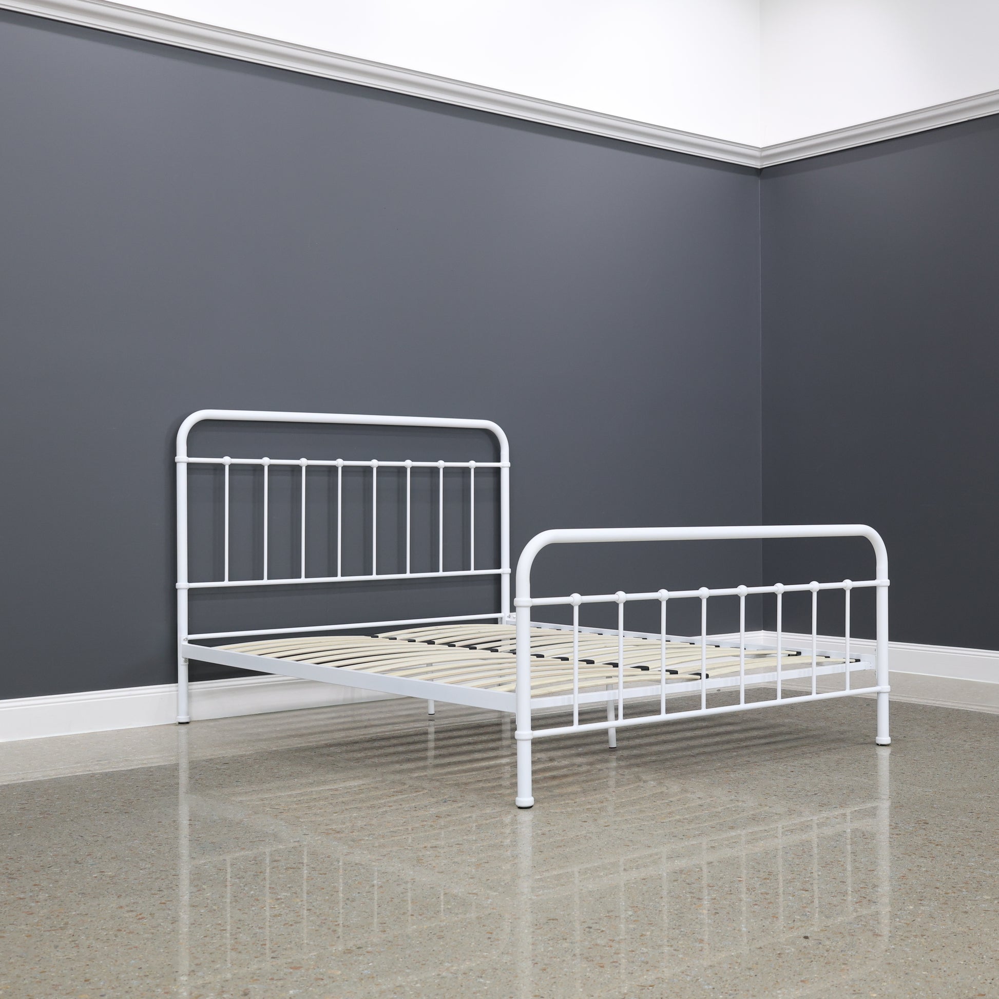 Emerald Bed - White
