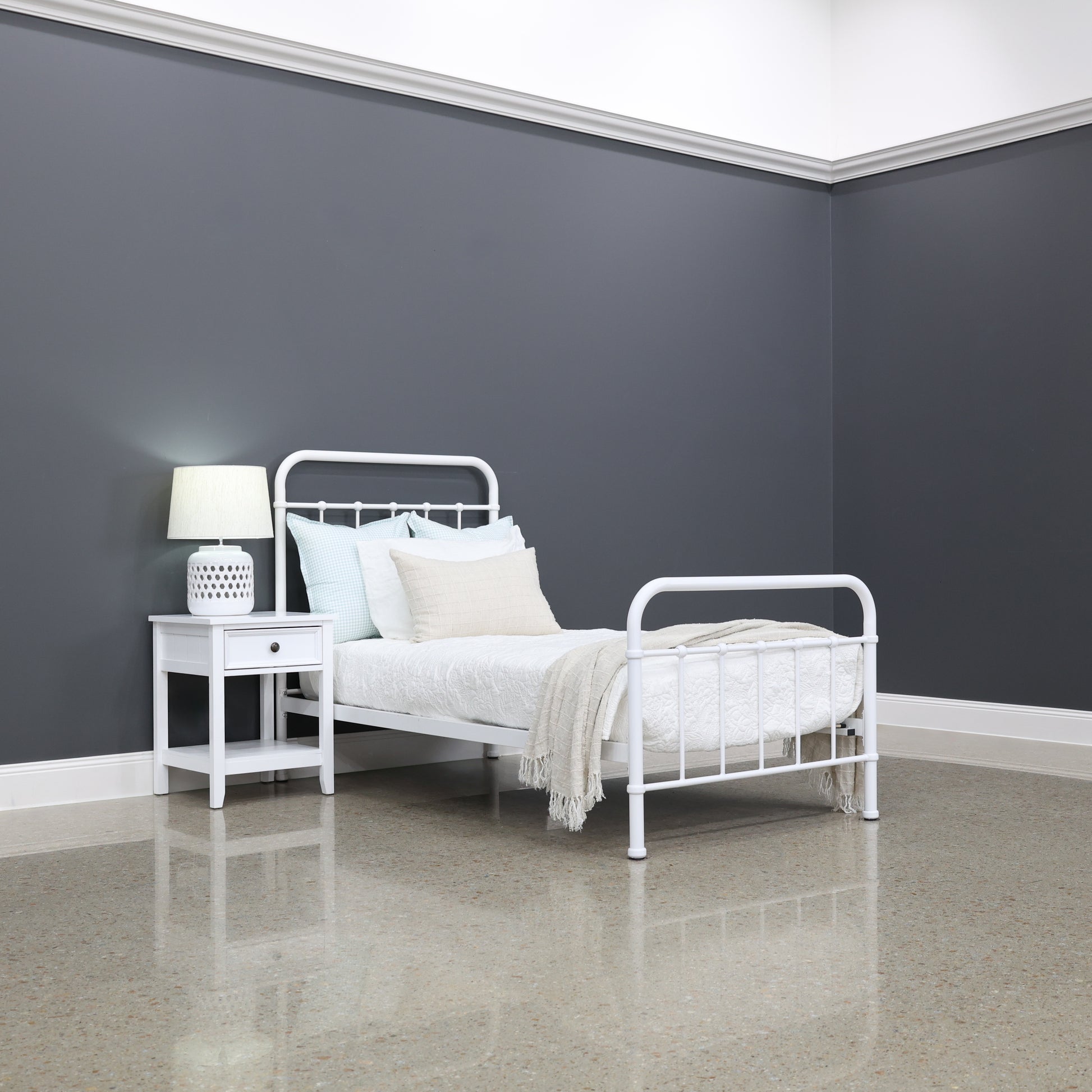 Emerald Bed - White
