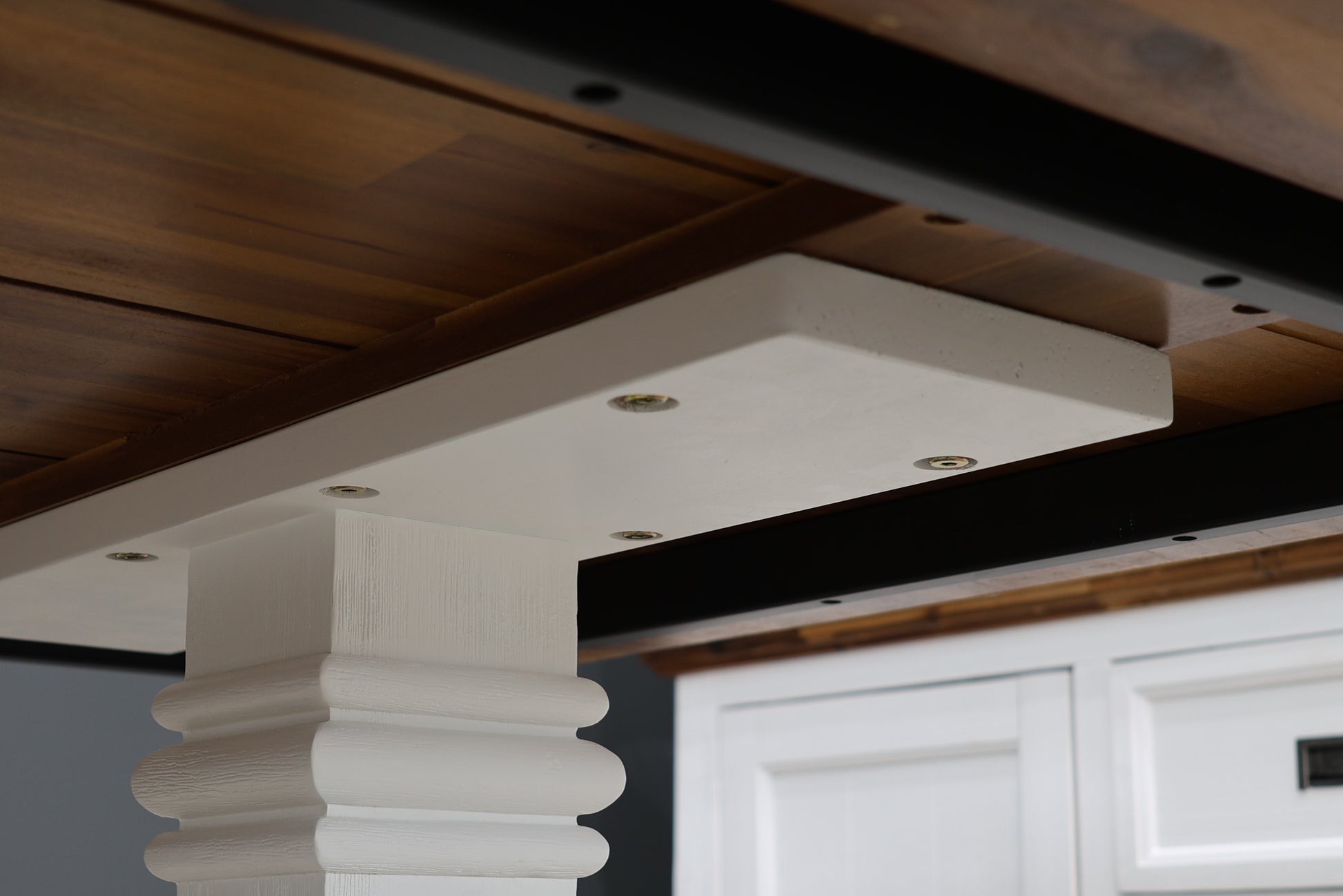 Provedore Two Tone Dining Table - Pedestal Leg