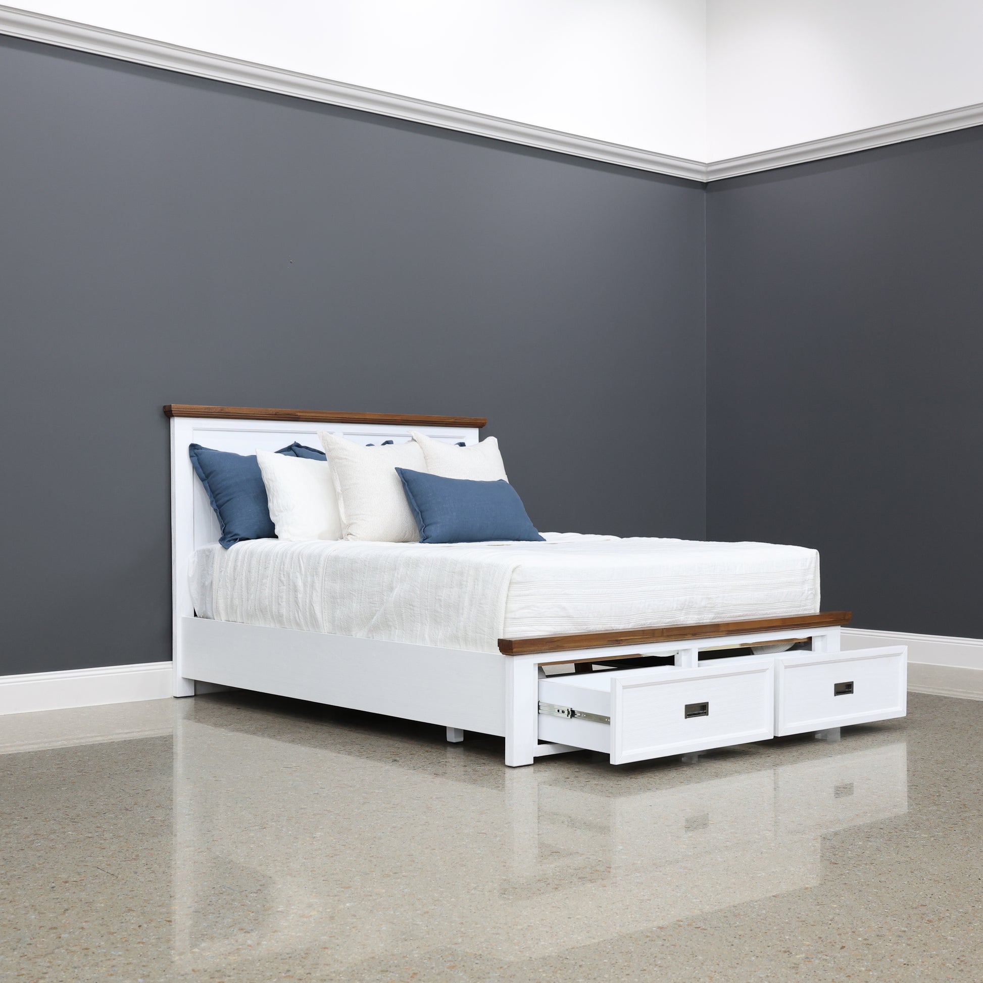 Provedore Two Tone Bed w/ Storage