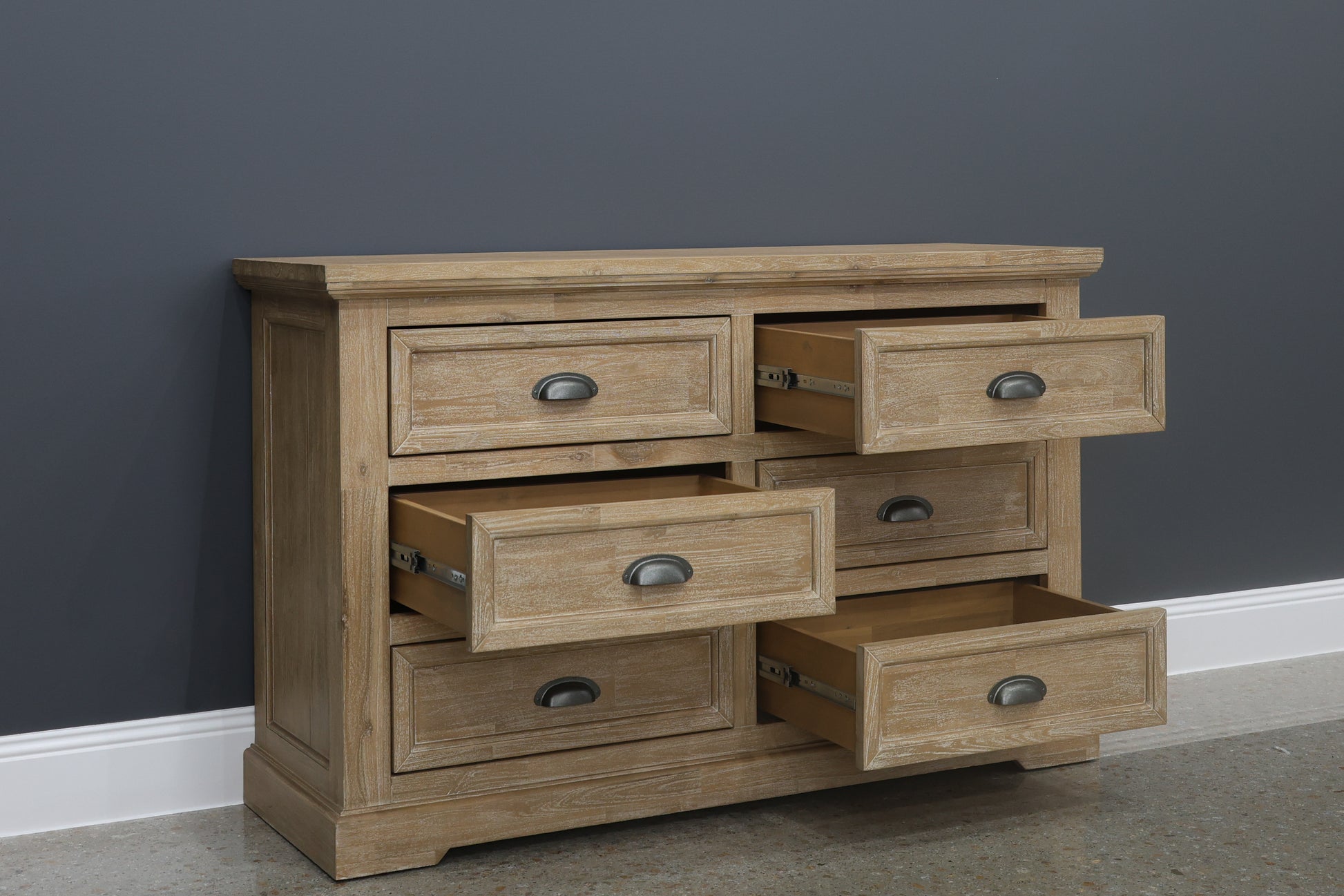 Provedore Natural Dresser