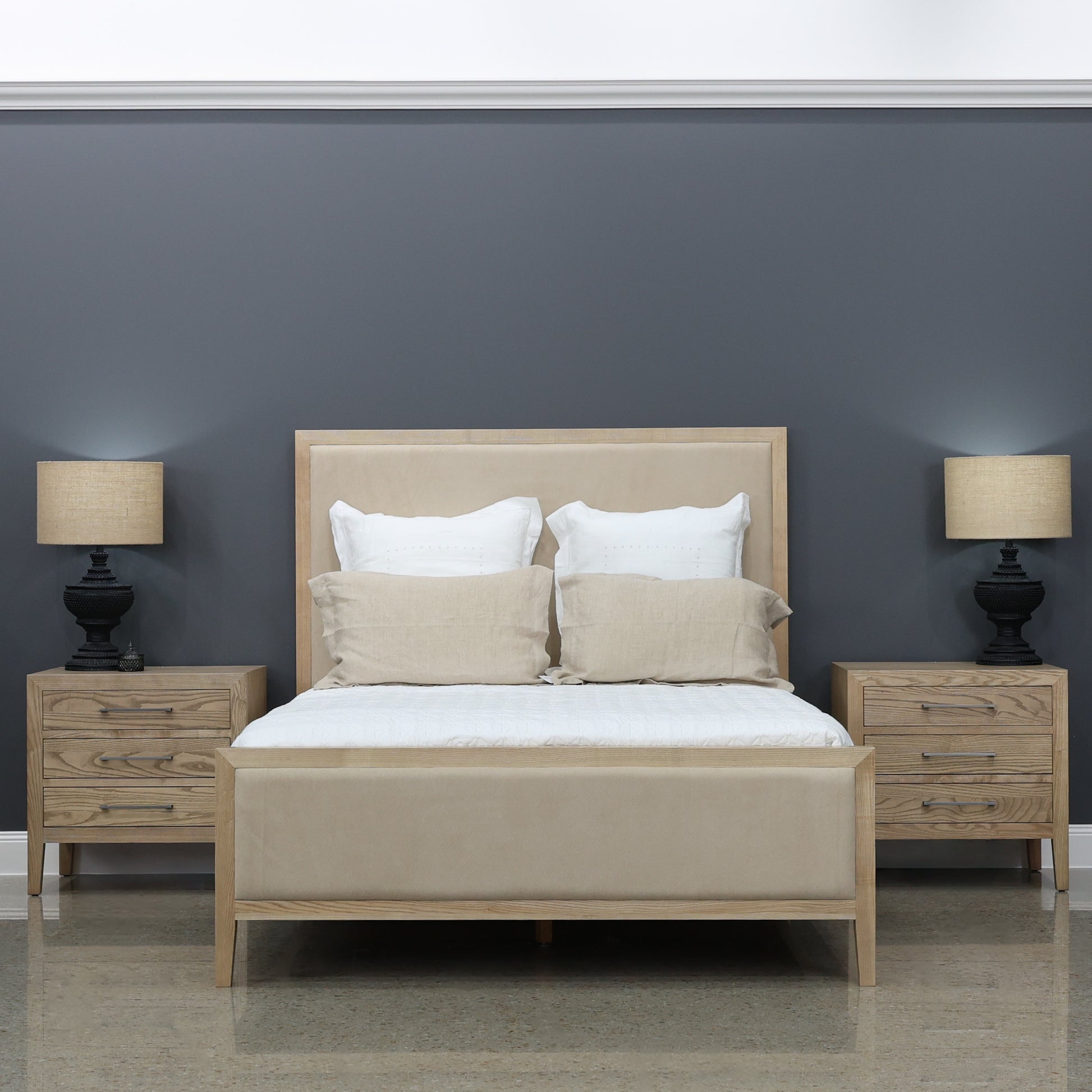 Elizabeth Bed - Natural
