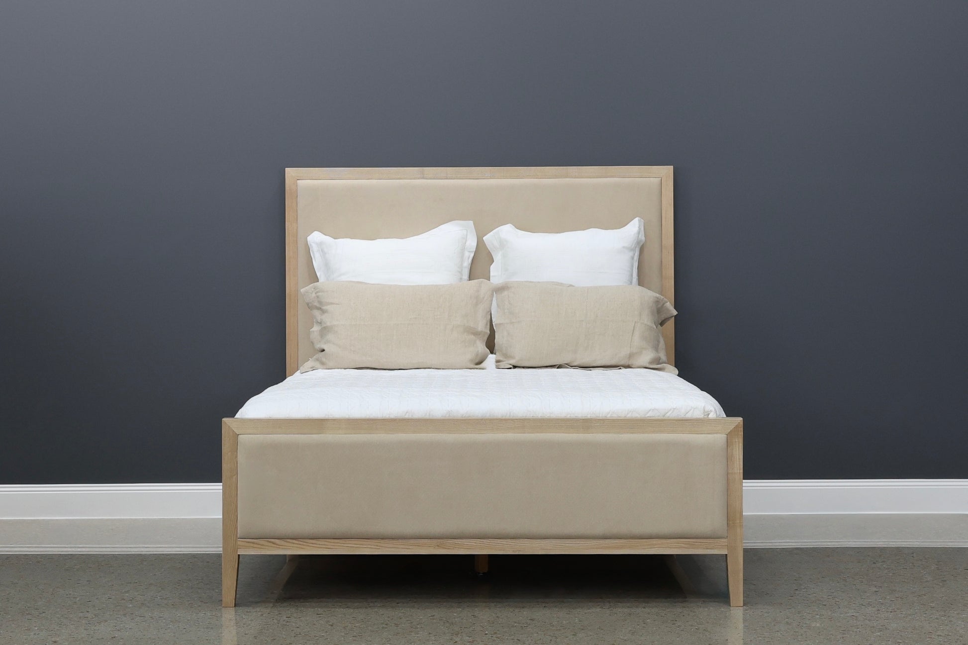 Elizabeth Bed - Natural