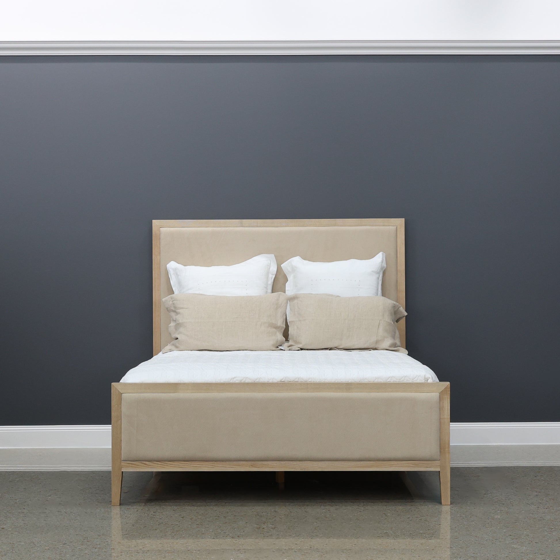 Elizabeth Bed - Natural