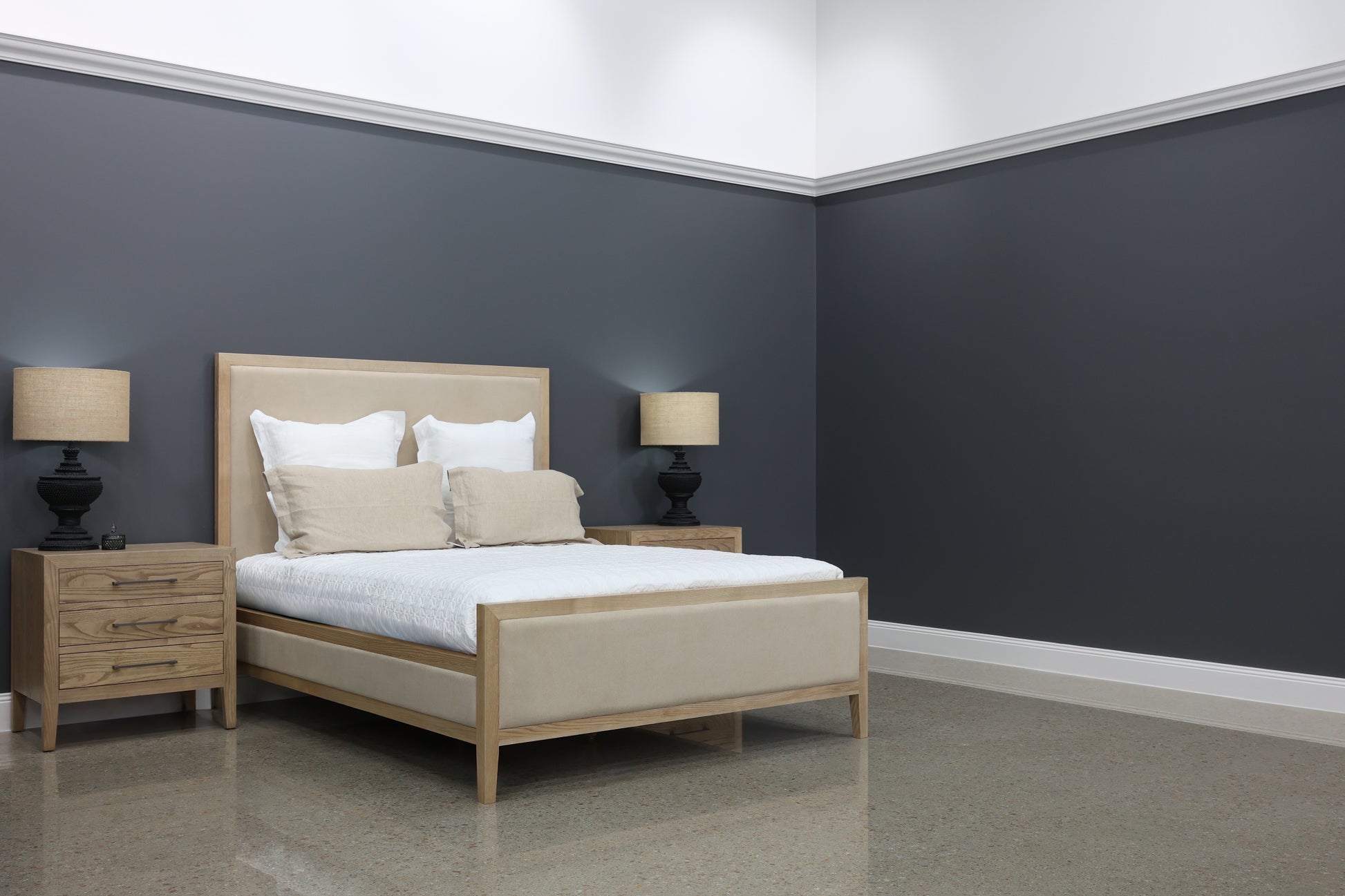 Elizabeth Bed - Natural