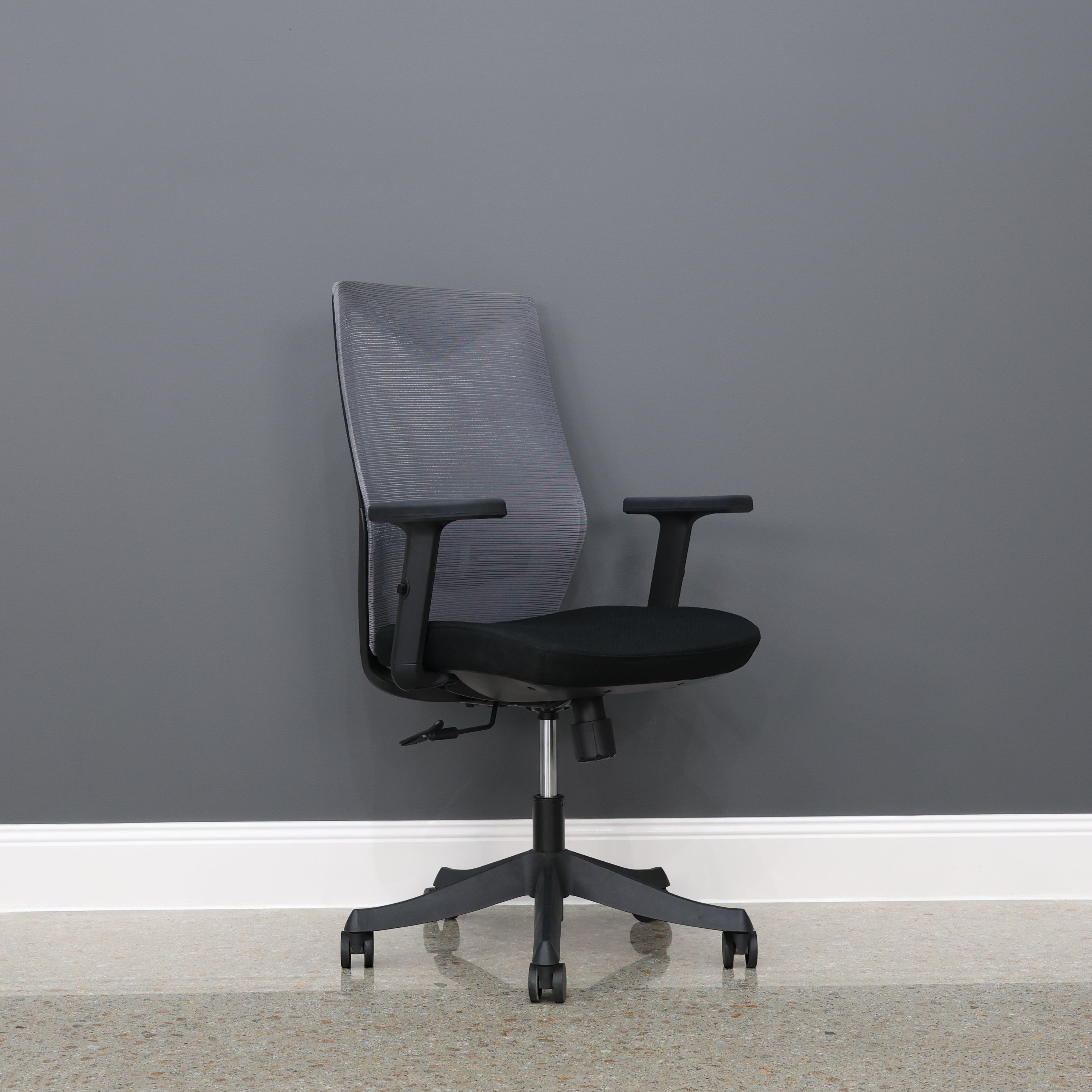 Executive Office Chair - Light Grey/ Black