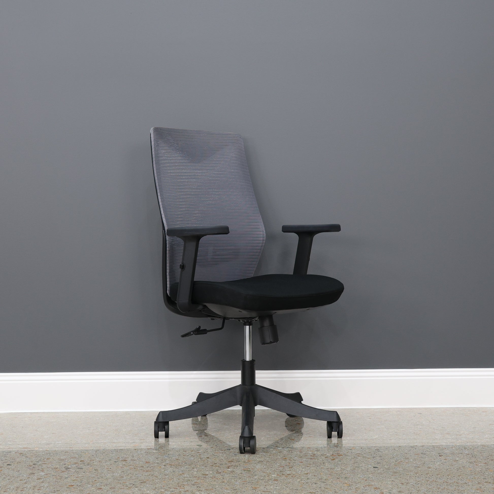Executive Office Chair - Light Grey/ Black