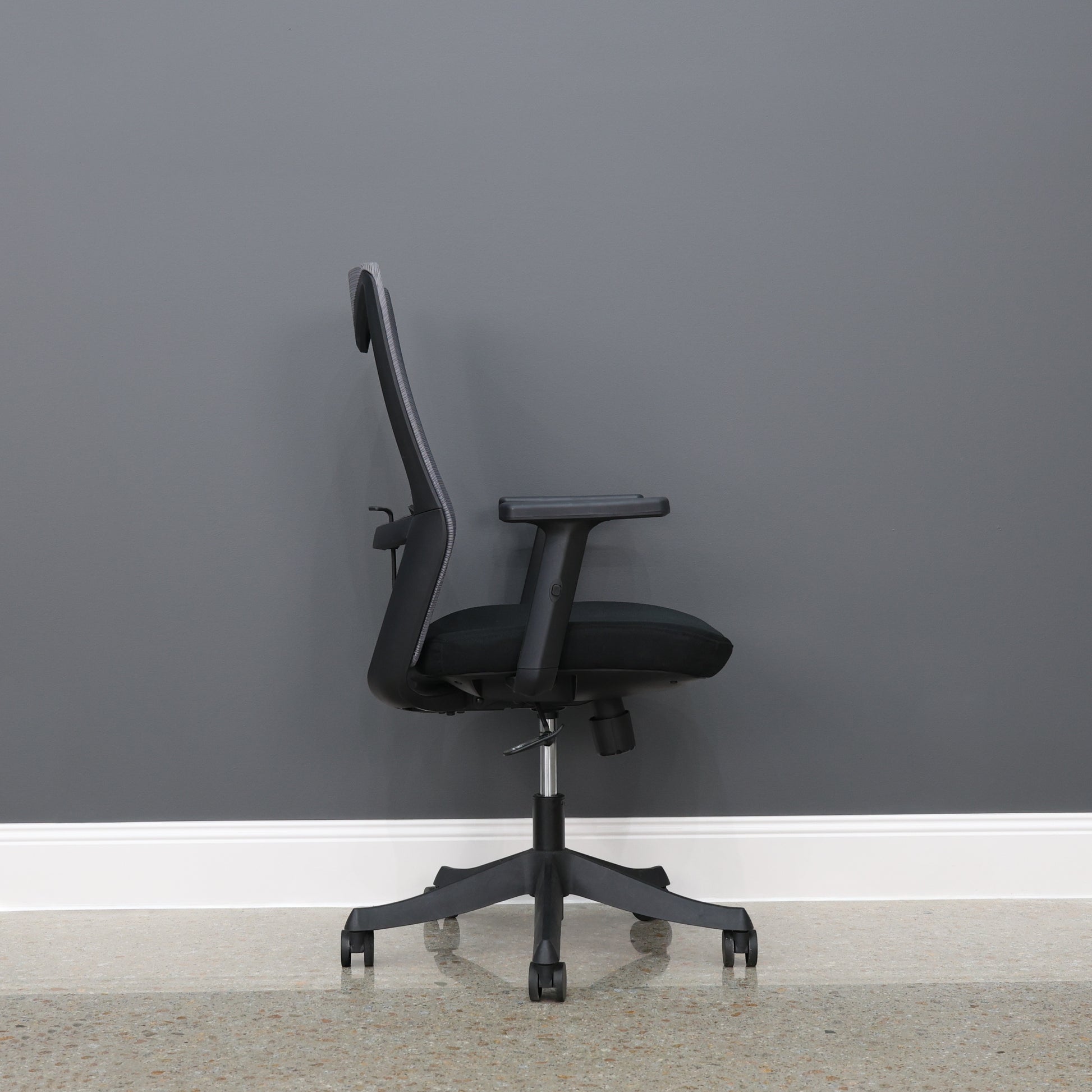 Executive Office Chair - Light Grey/ Black