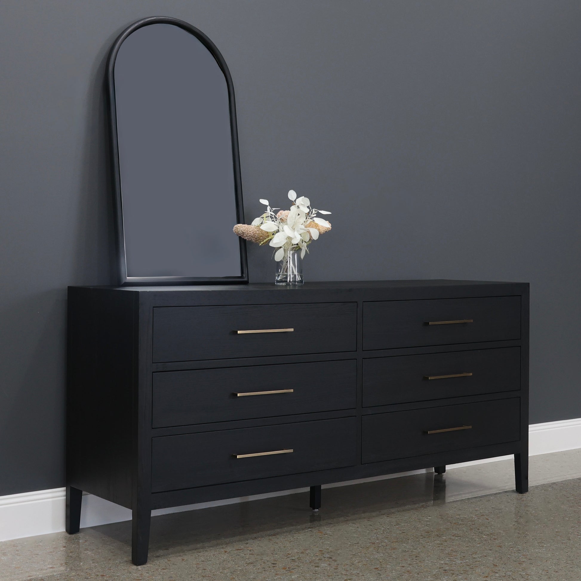Elizabeth Dresser w/ Jewellery Compartment