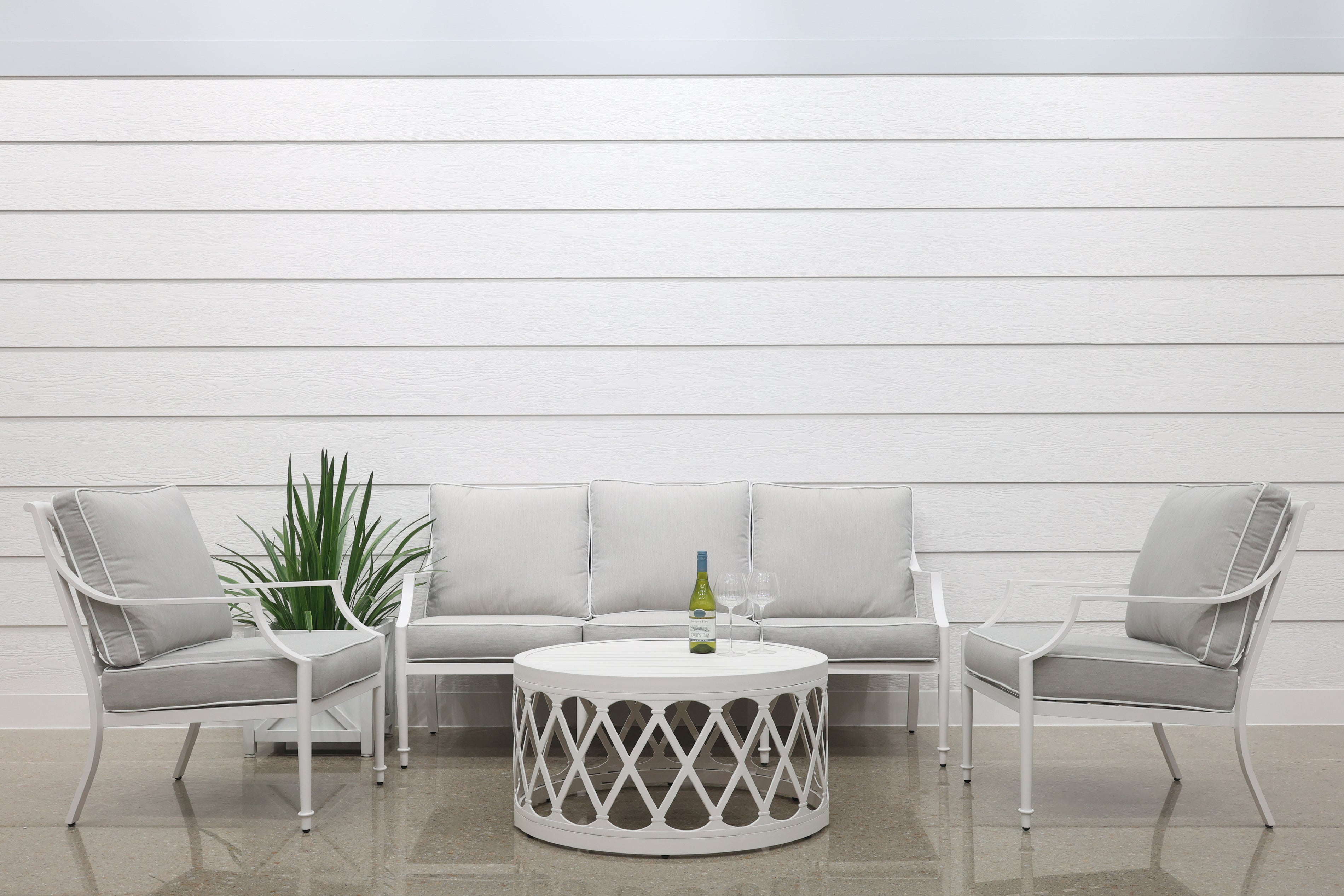 Elmore 4 Piece Outdoor Lounge Setting - White