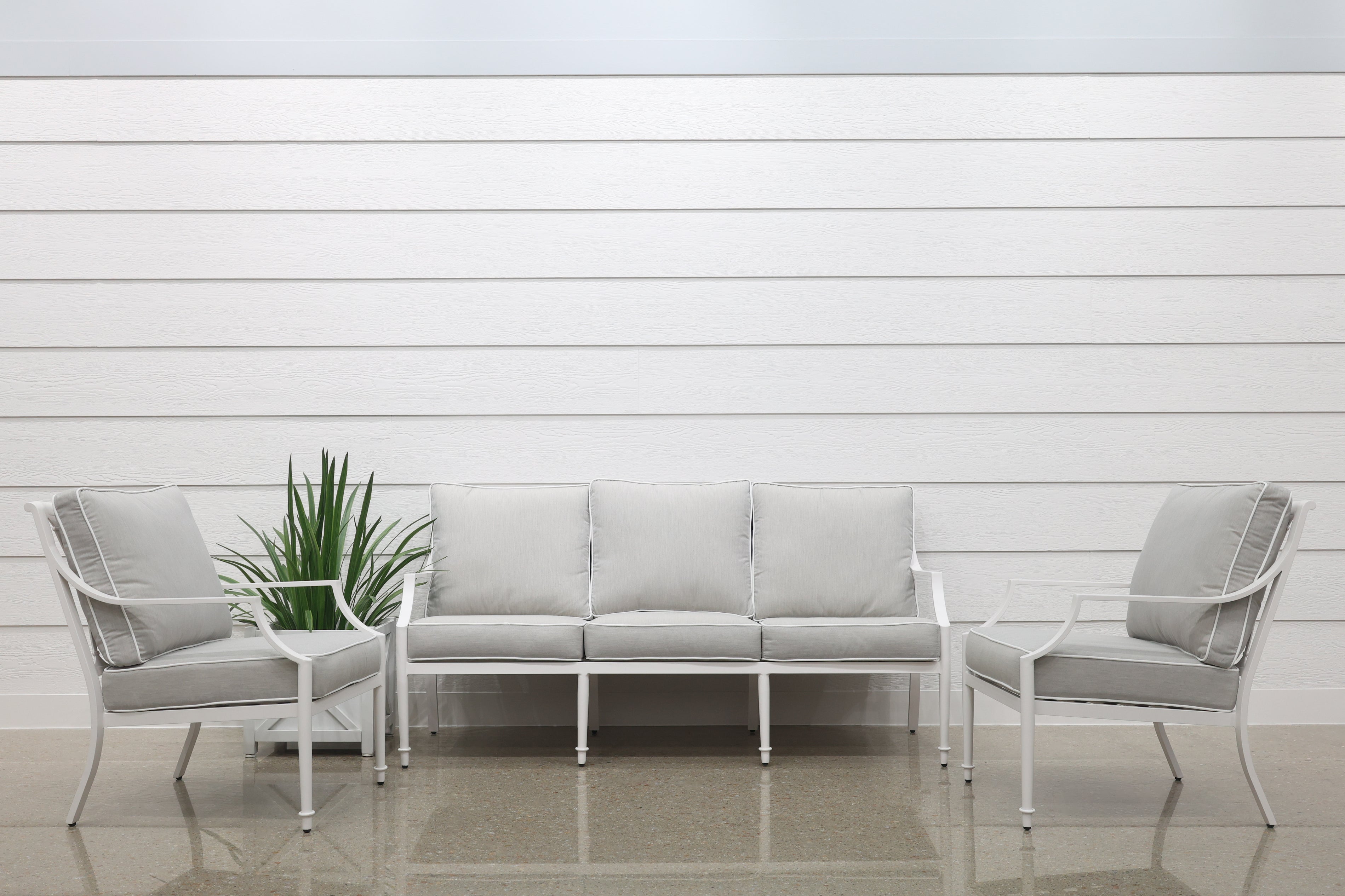 Elmore 4 Piece Outdoor Lounge Setting - White