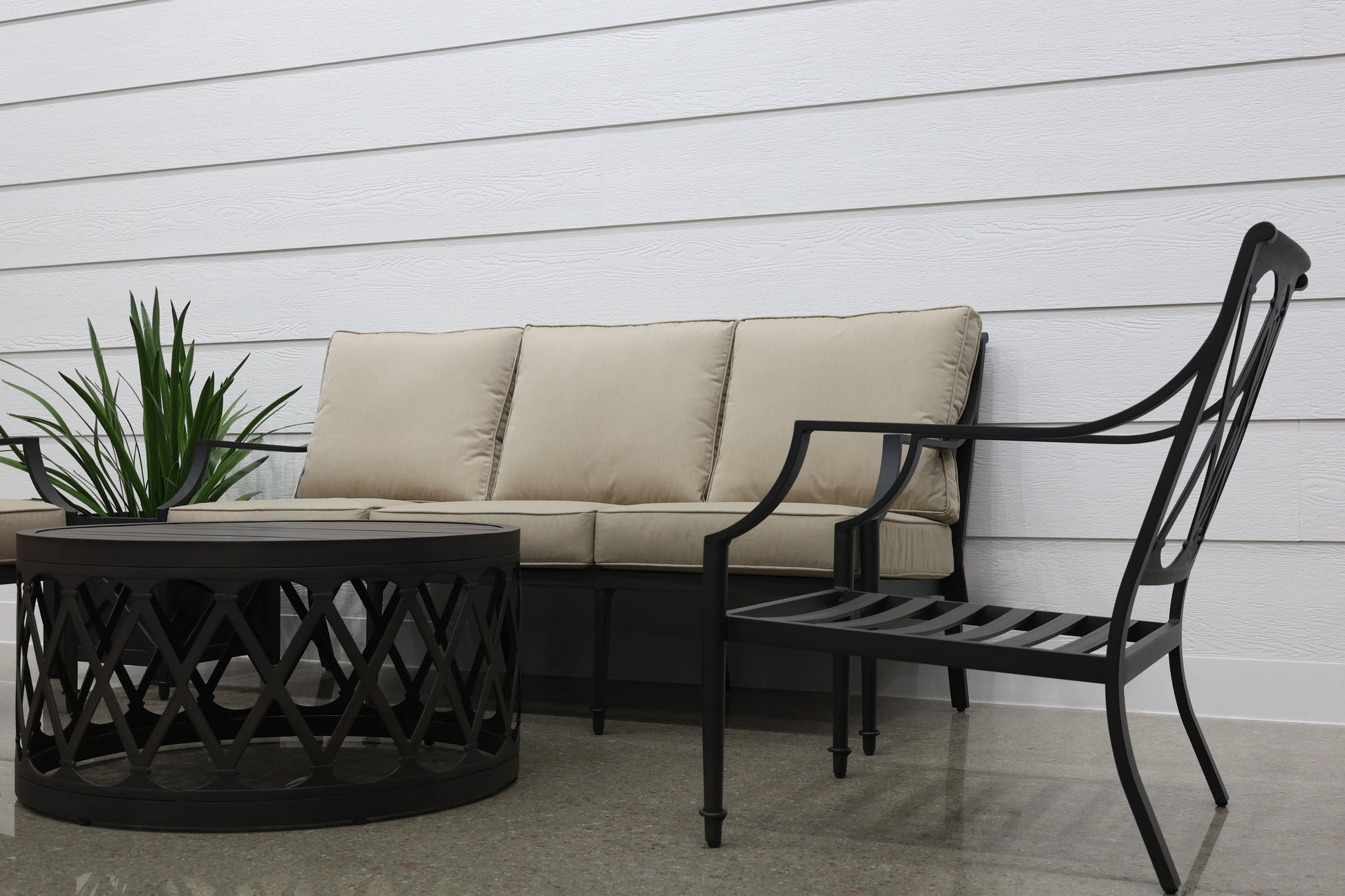 Elmore 4 Piece Outdoor Lounge Setting - Rustic Black