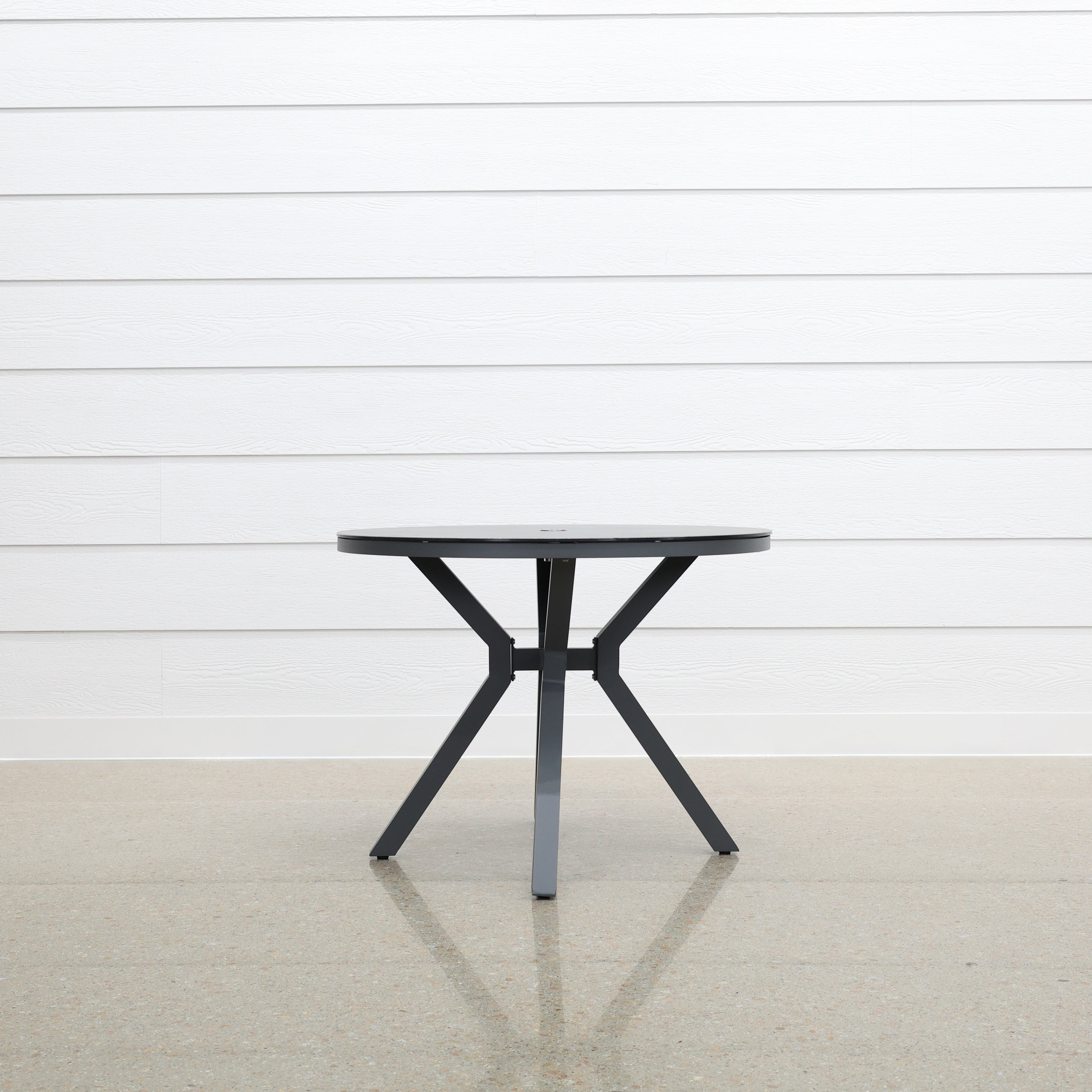 Alice Round Dining Table 100cm w/ 4x Dining Chairs