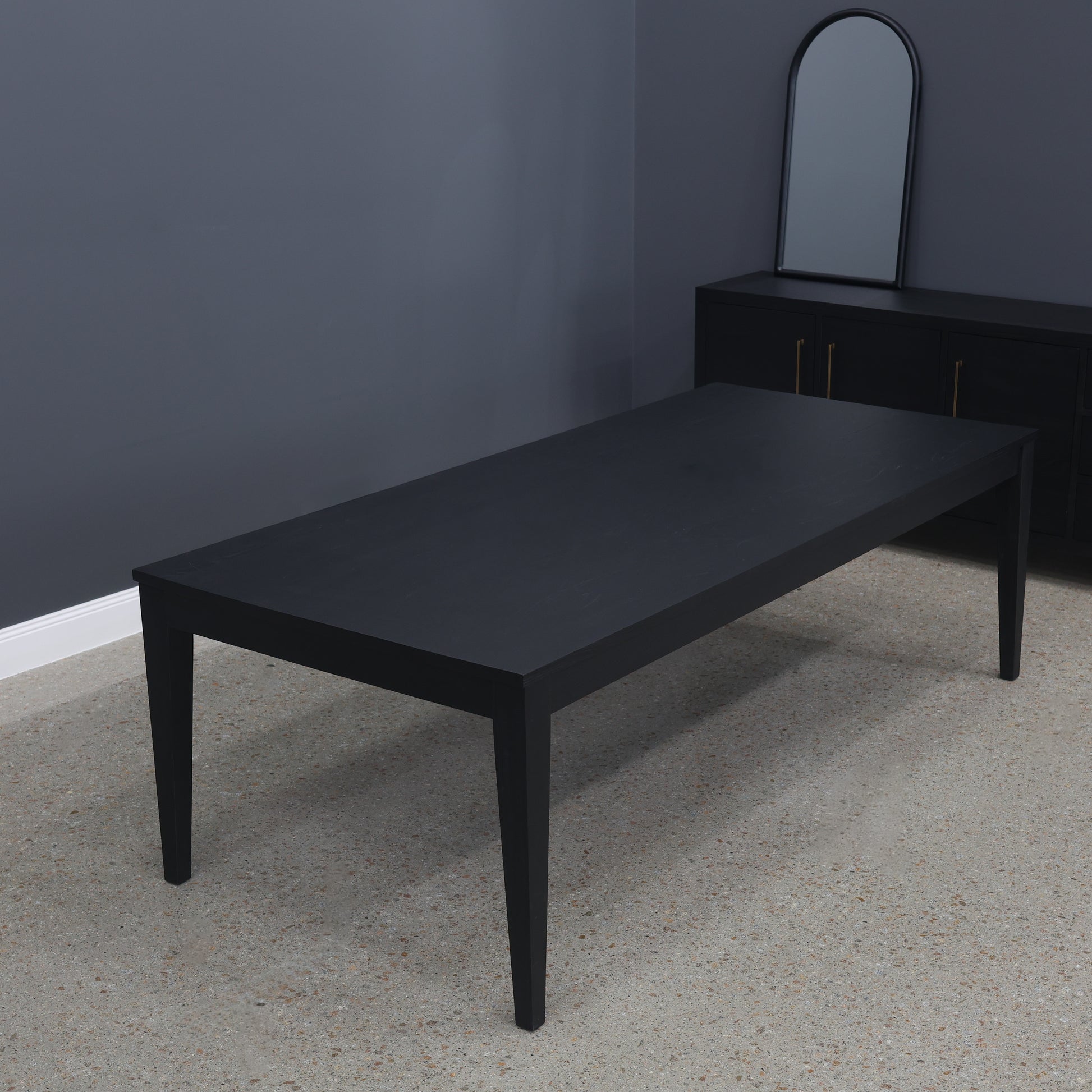 Elizabeth Dining Table