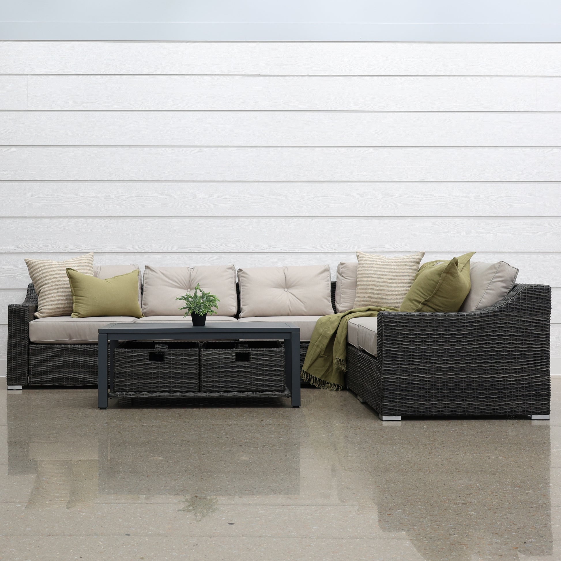 Mackay Outdoor Corner Lounge Setting