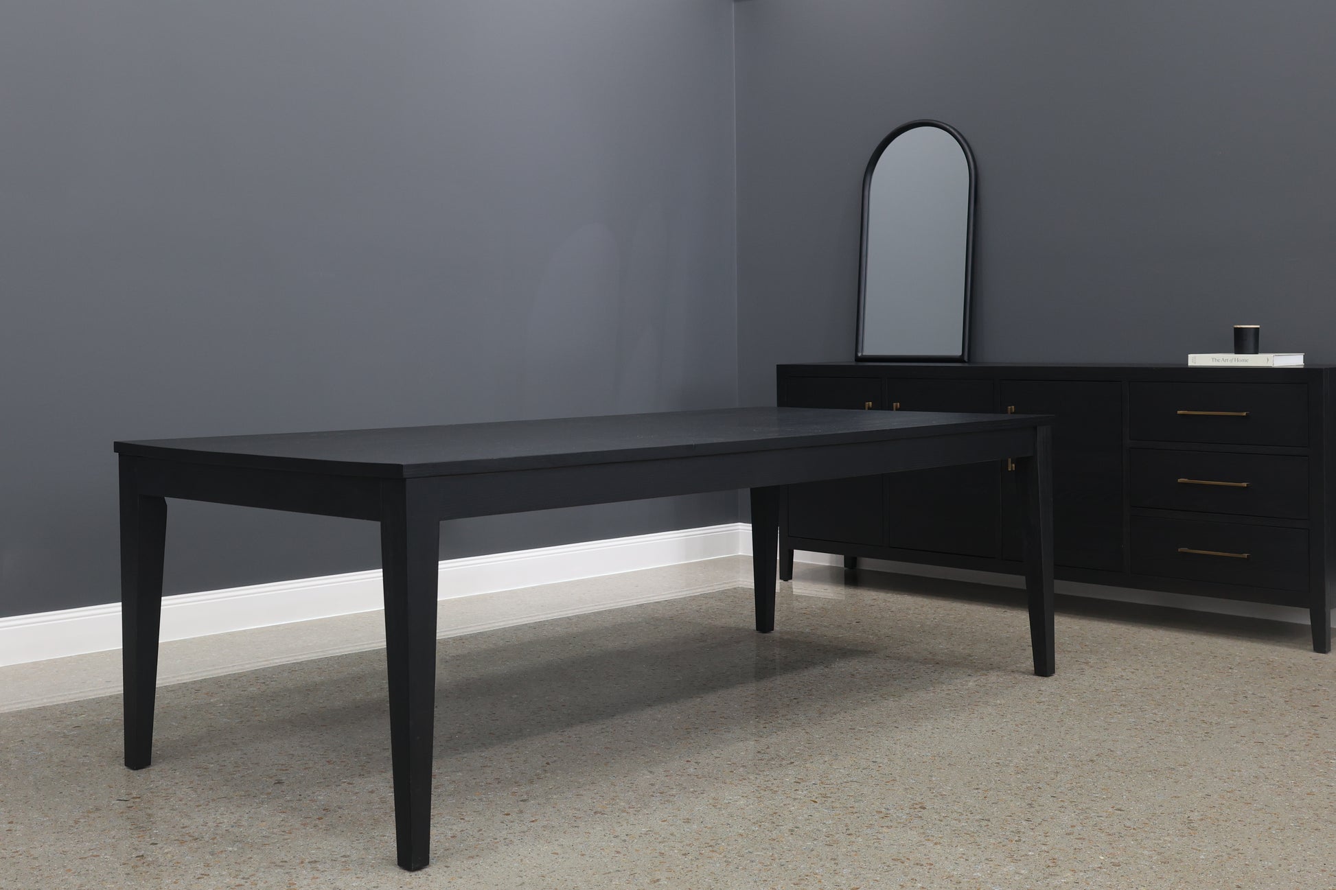 Elizabeth Dining Table