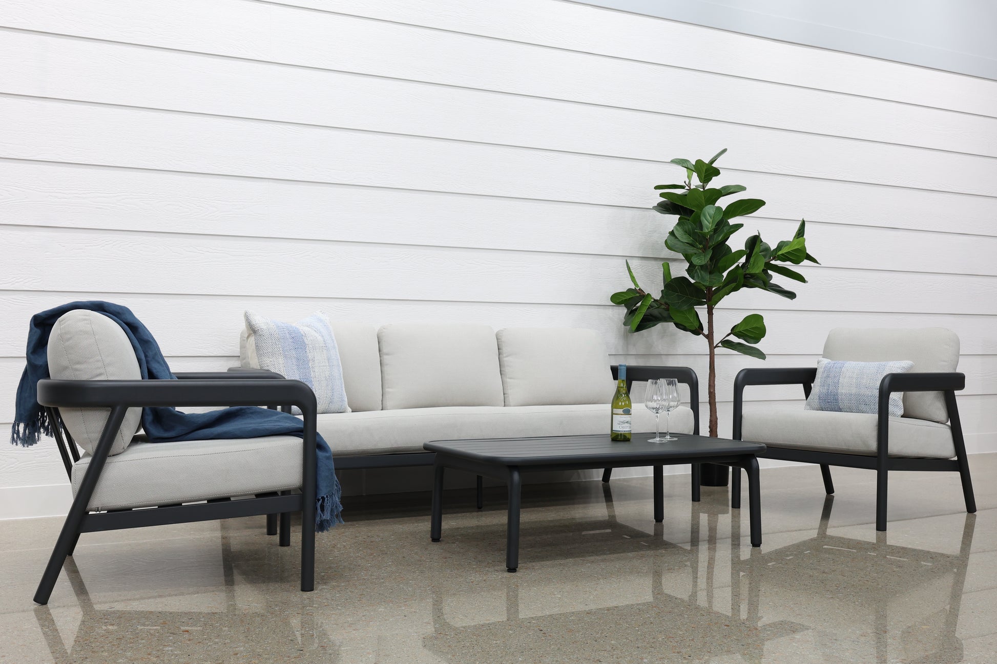 Sunshine Coast 4 Piece Outdoor Lounge Set - Charcoal