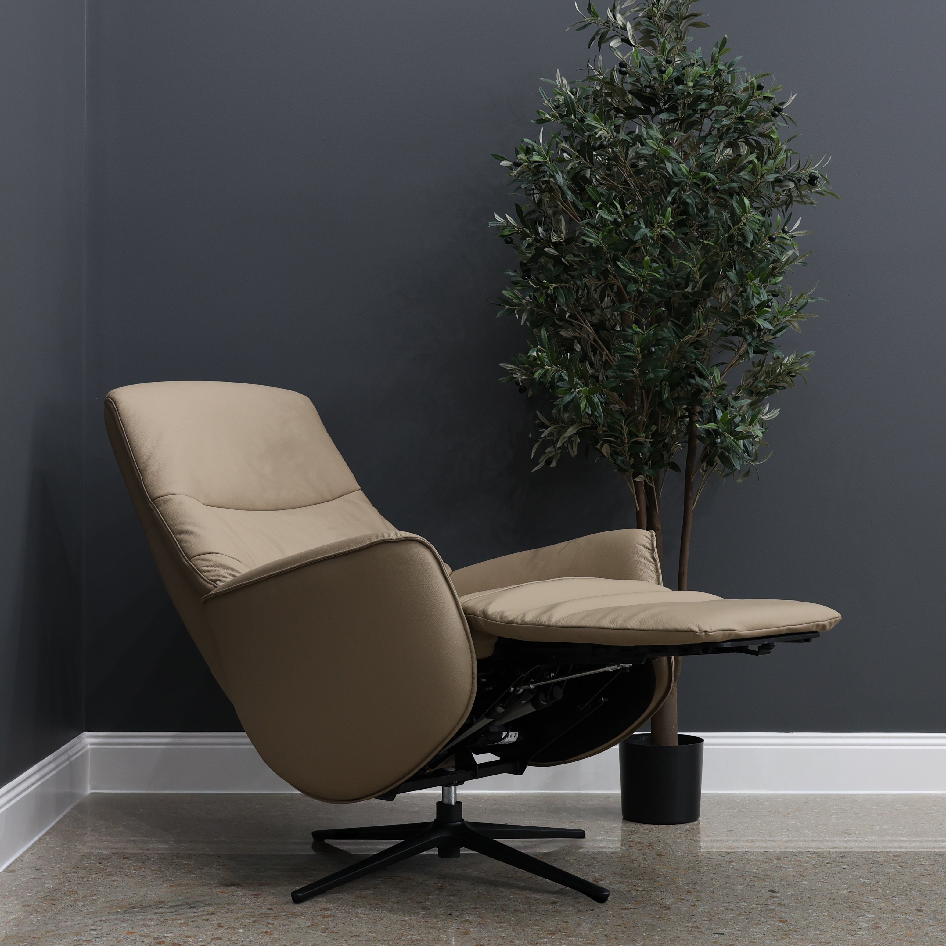 Scandi Electric Recliner - Nomad