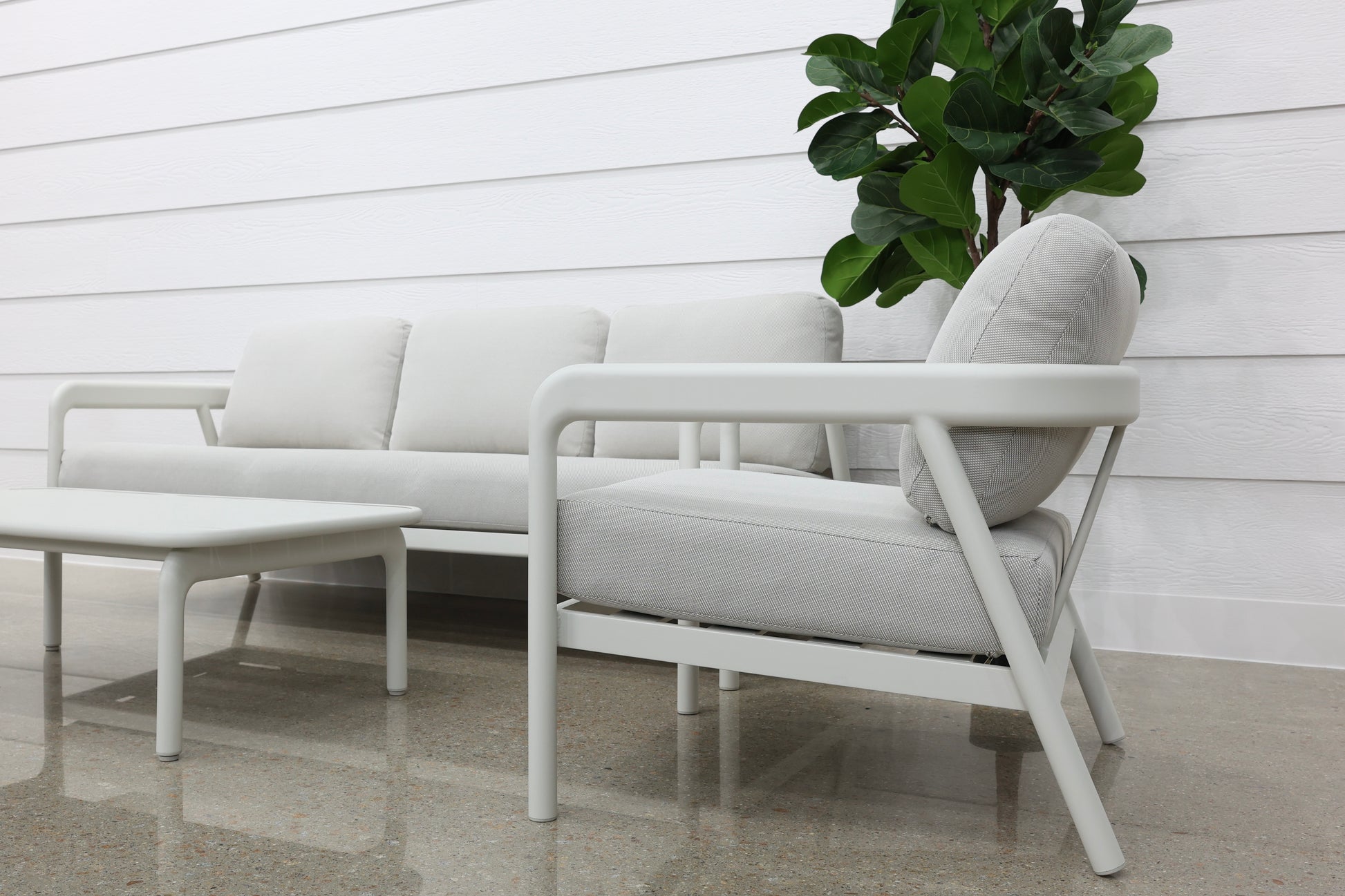 Sunshine Coast 4 Piece Outdoor Lounge Set - White