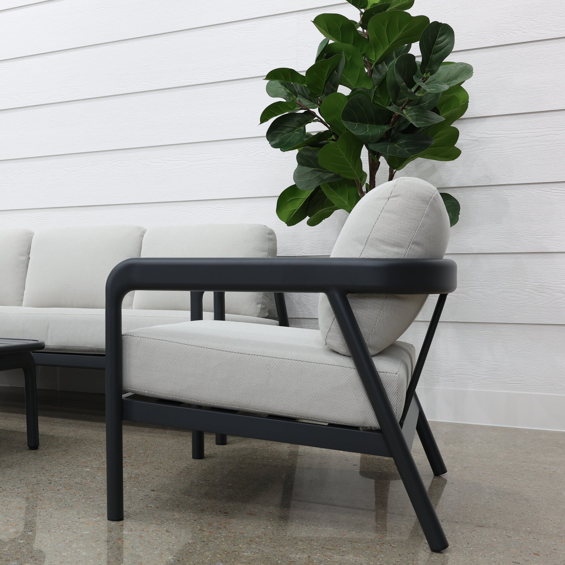Sunshine Coast 4 Piece Outdoor Lounge Set - Charcoal