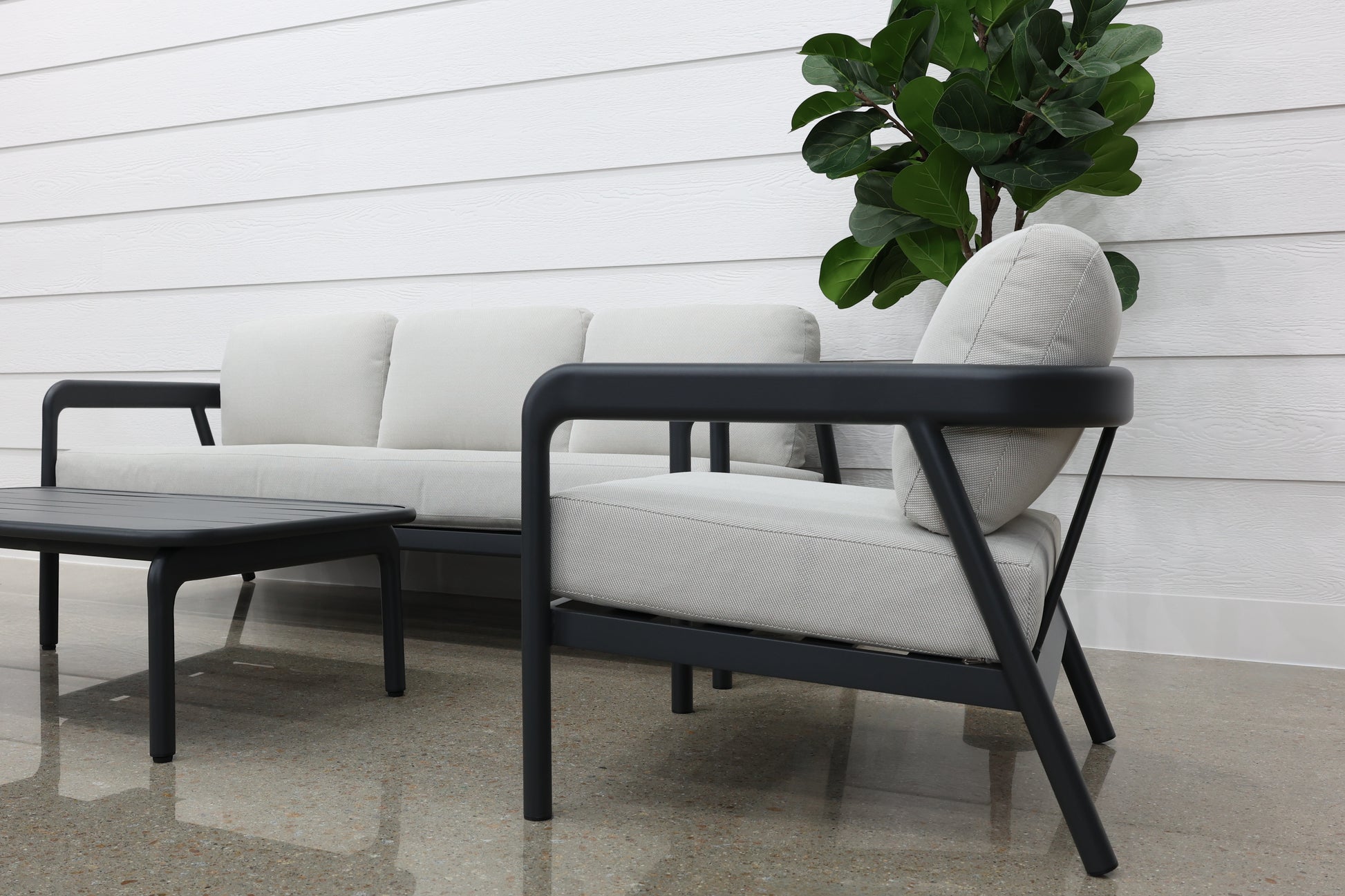 Sunshine Coast 4 Piece Outdoor Lounge Set - Charcoal