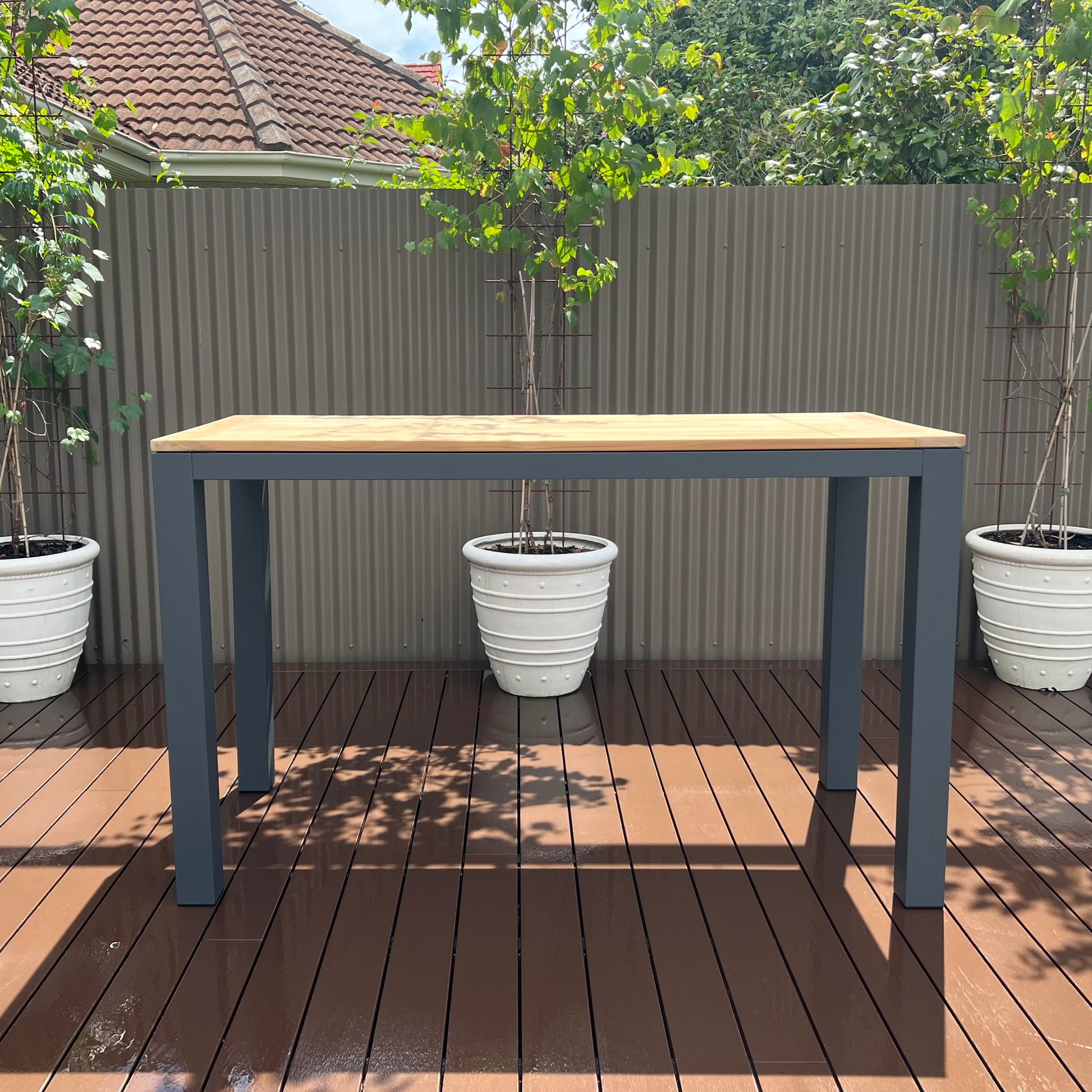 Sense Bar Table - Black