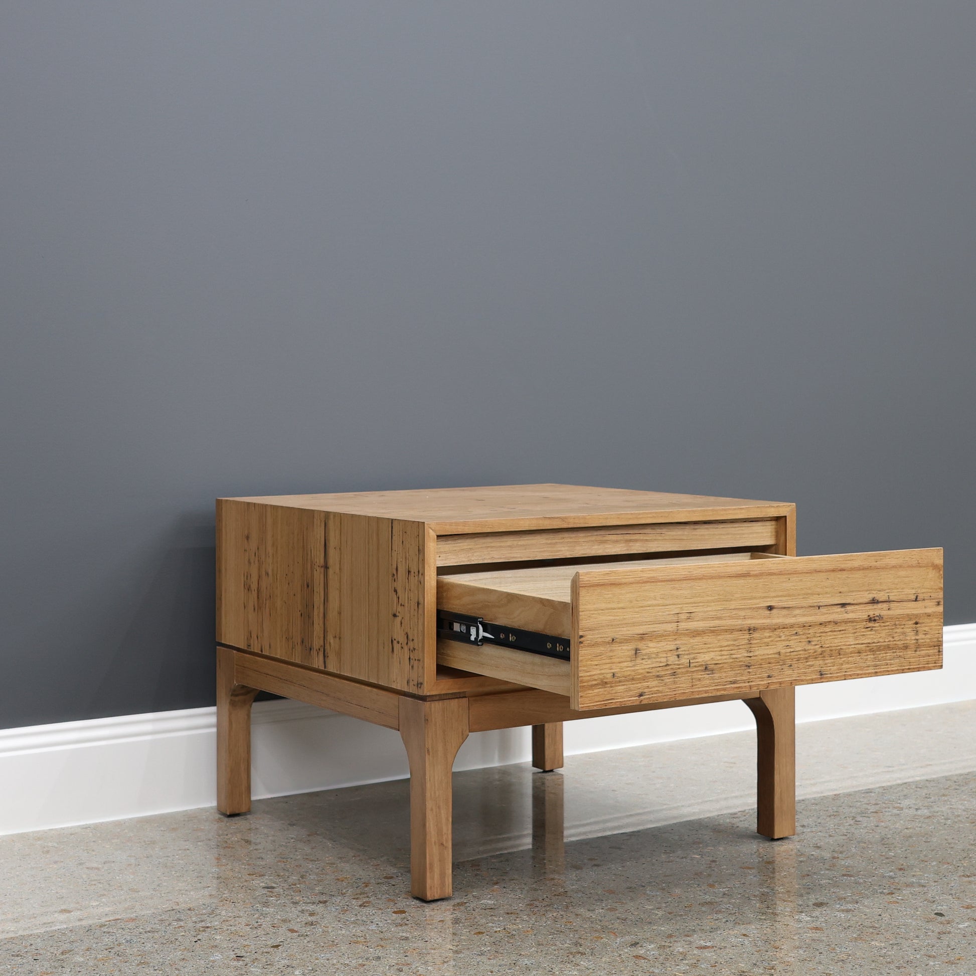 Broadbeach Lamp Table