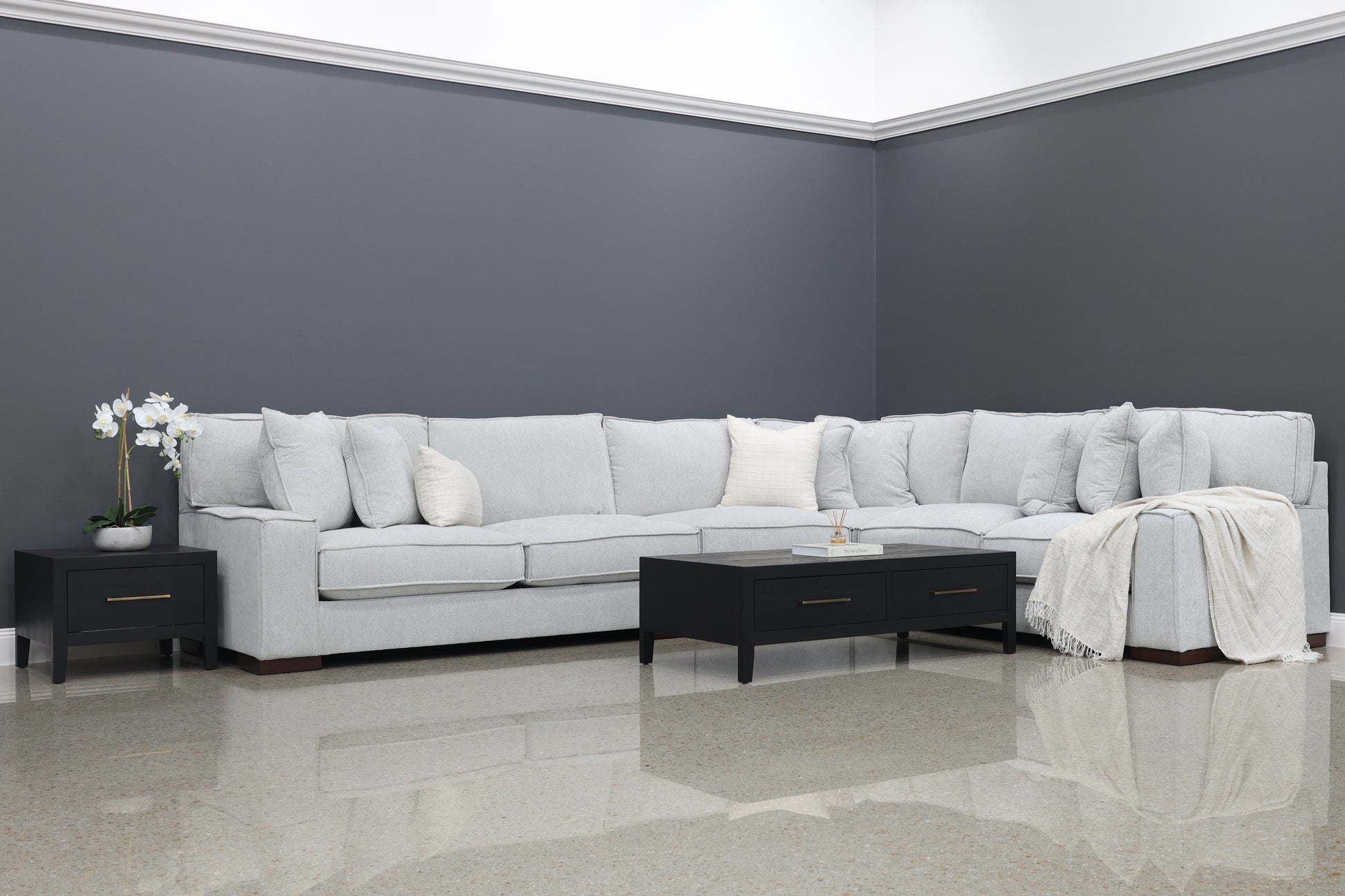 Gembrook 4 Piece Corner Lounge - Light Grey