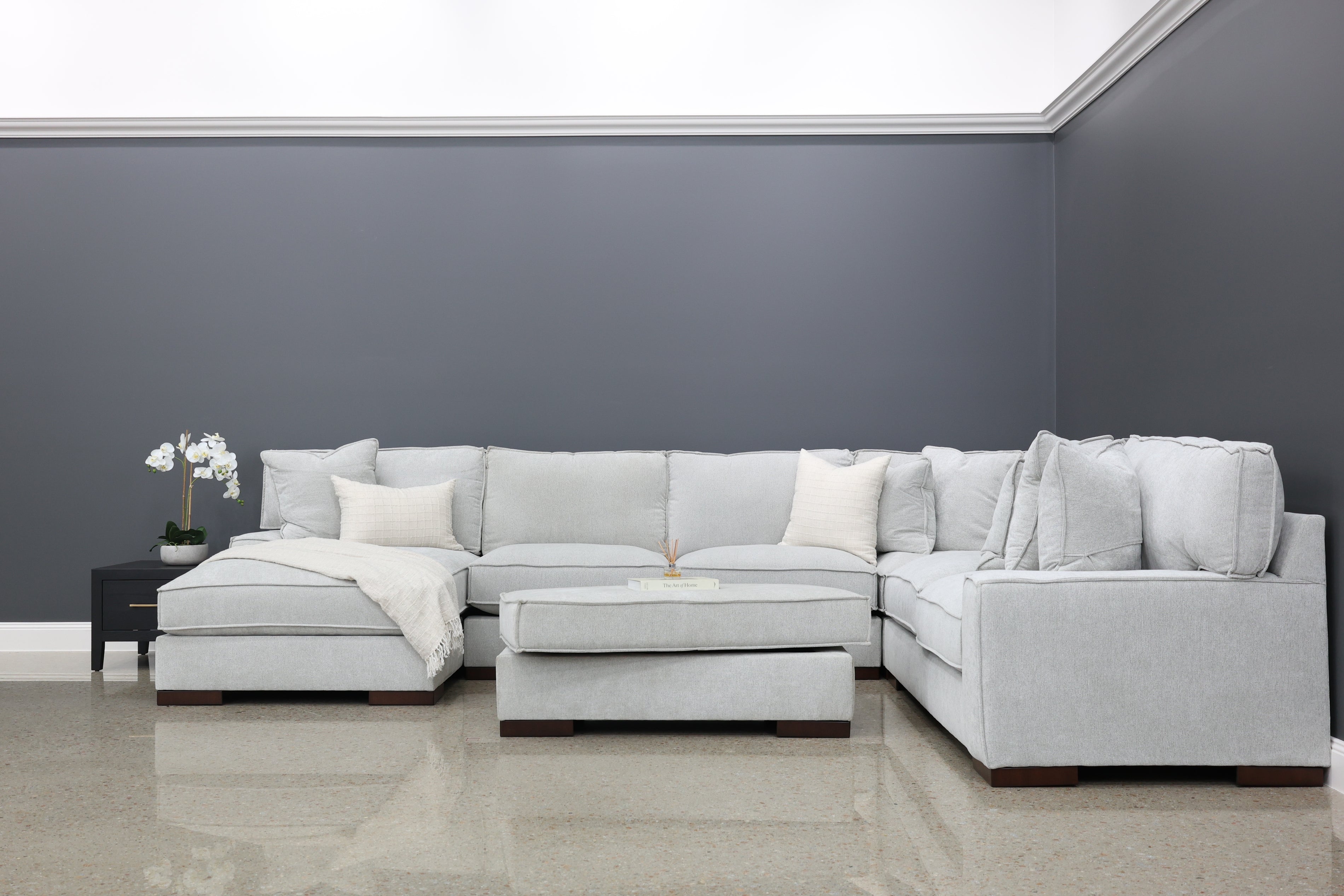 Gembrook Corner Lounge w/ LHF Chaise - Light Grey