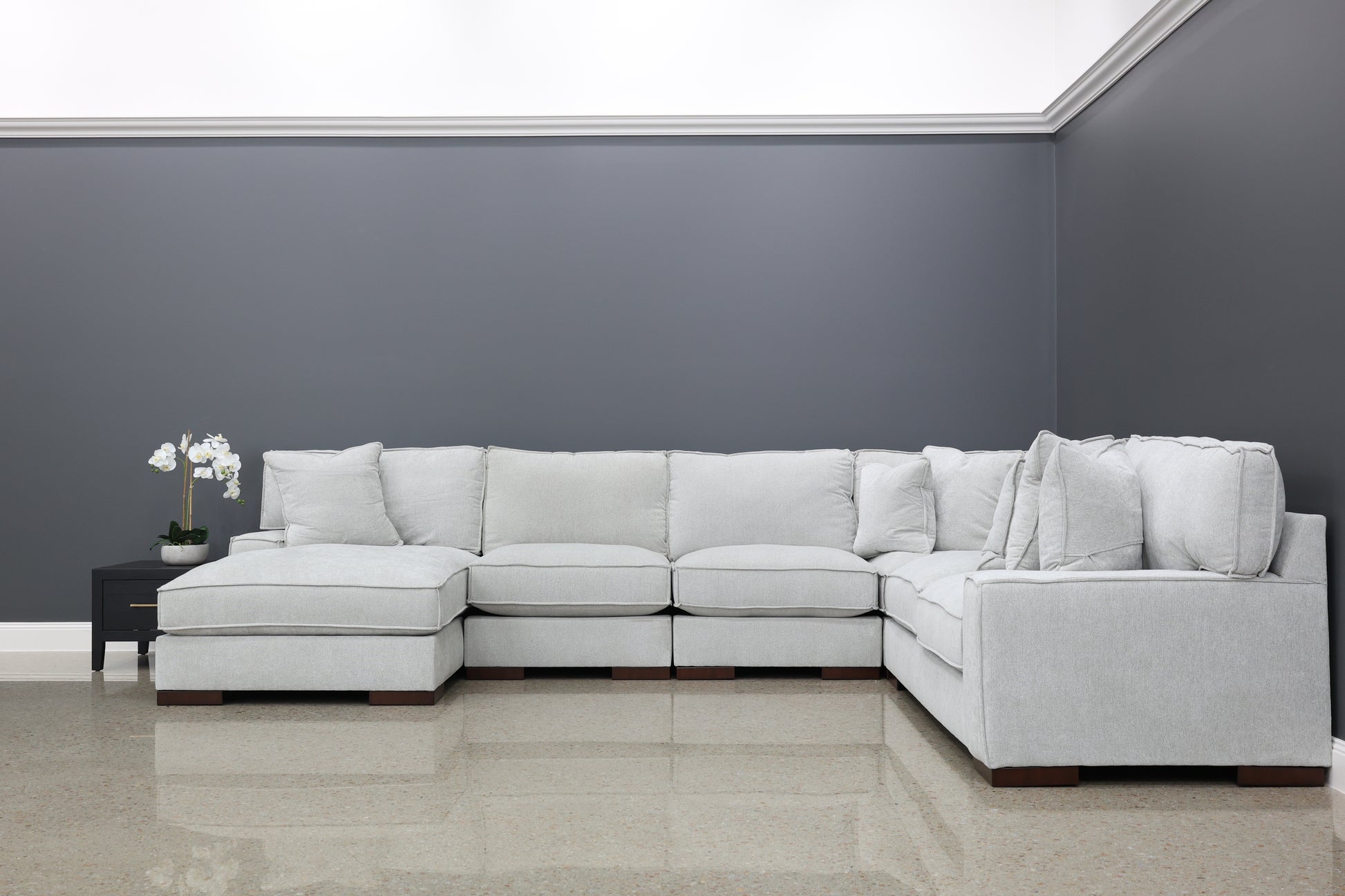 Gembrook Corner Lounge w/ LHF Chaise - Light Grey