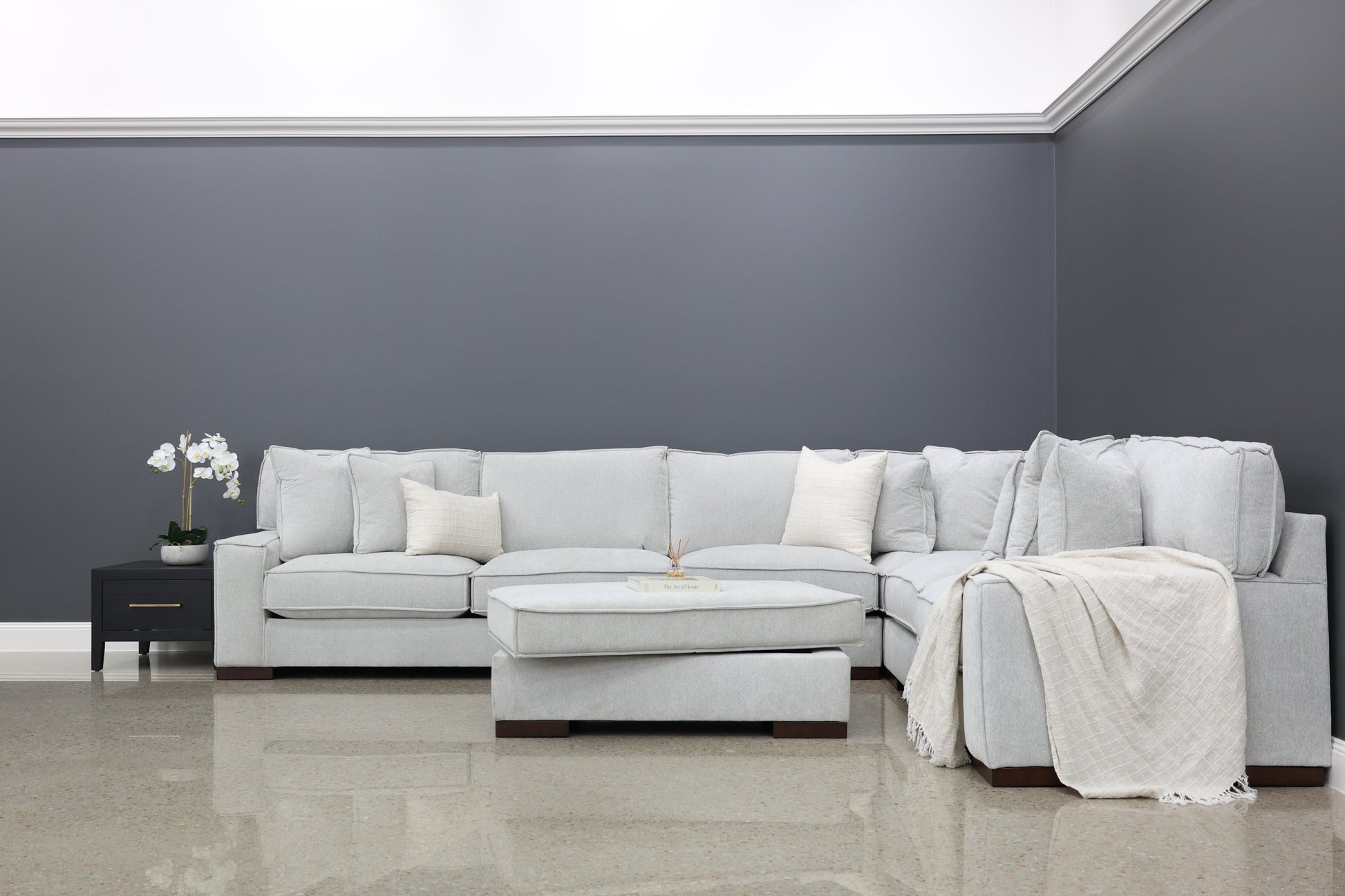 Gembrook 4 Piece Corner Lounge - Light Grey