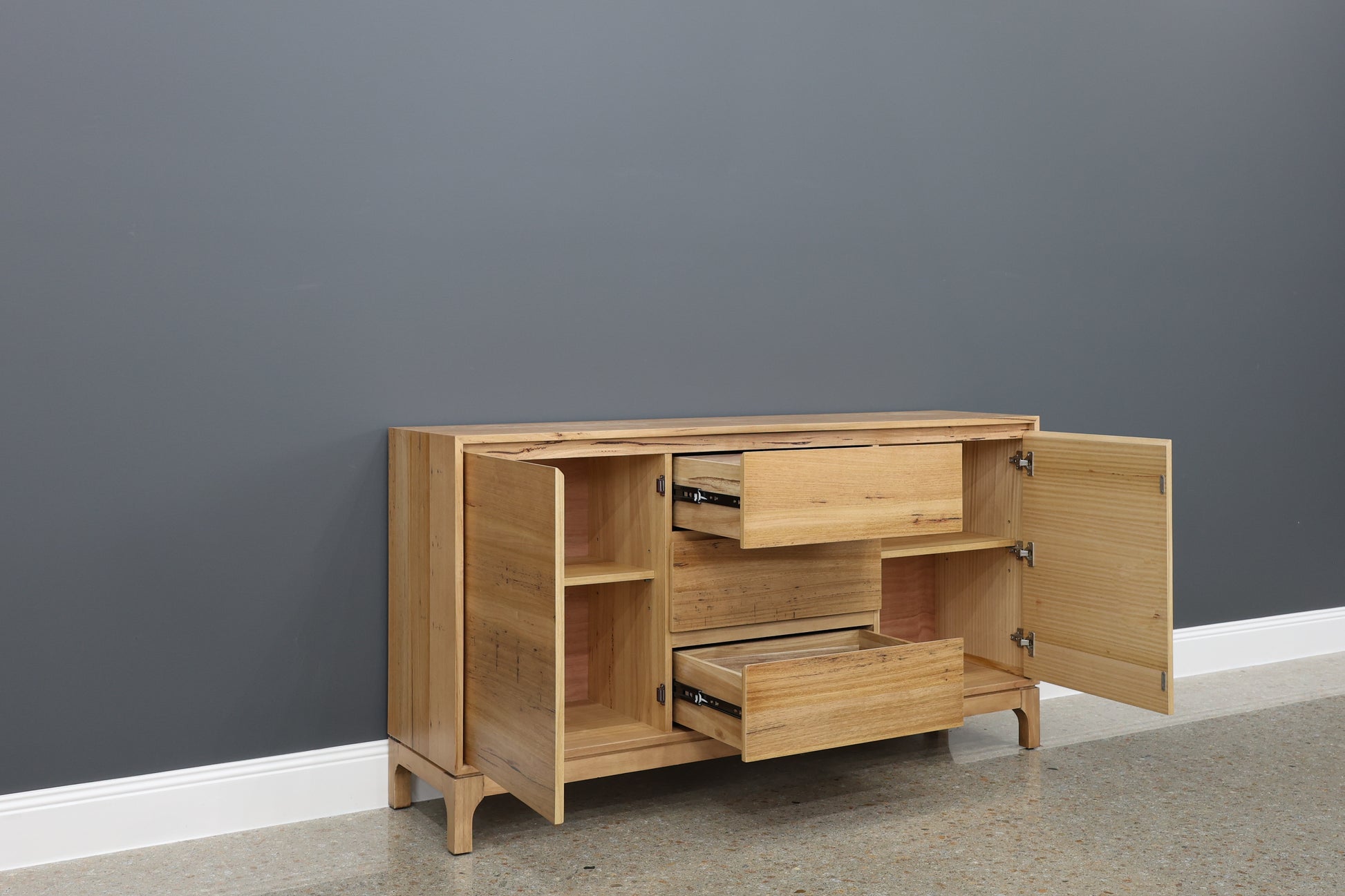 Broadbeach Buffet 160cm L