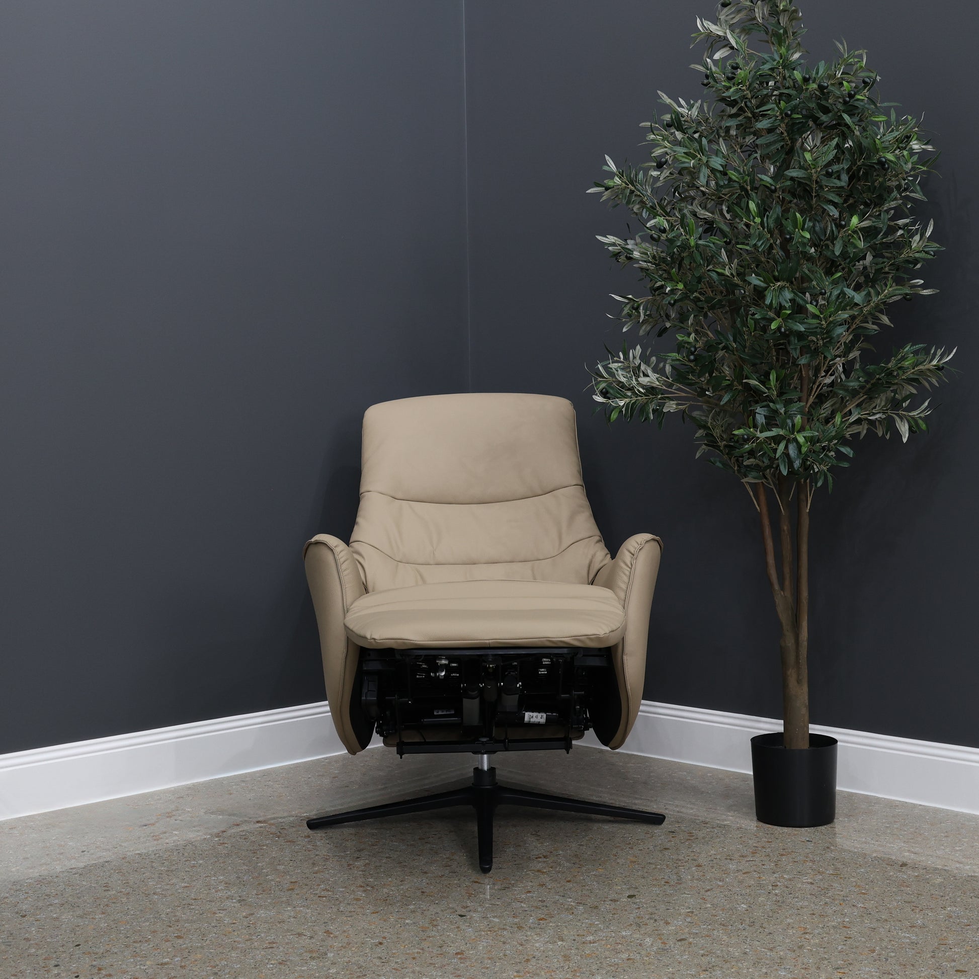 Scandi Electric Recliner - Nomad