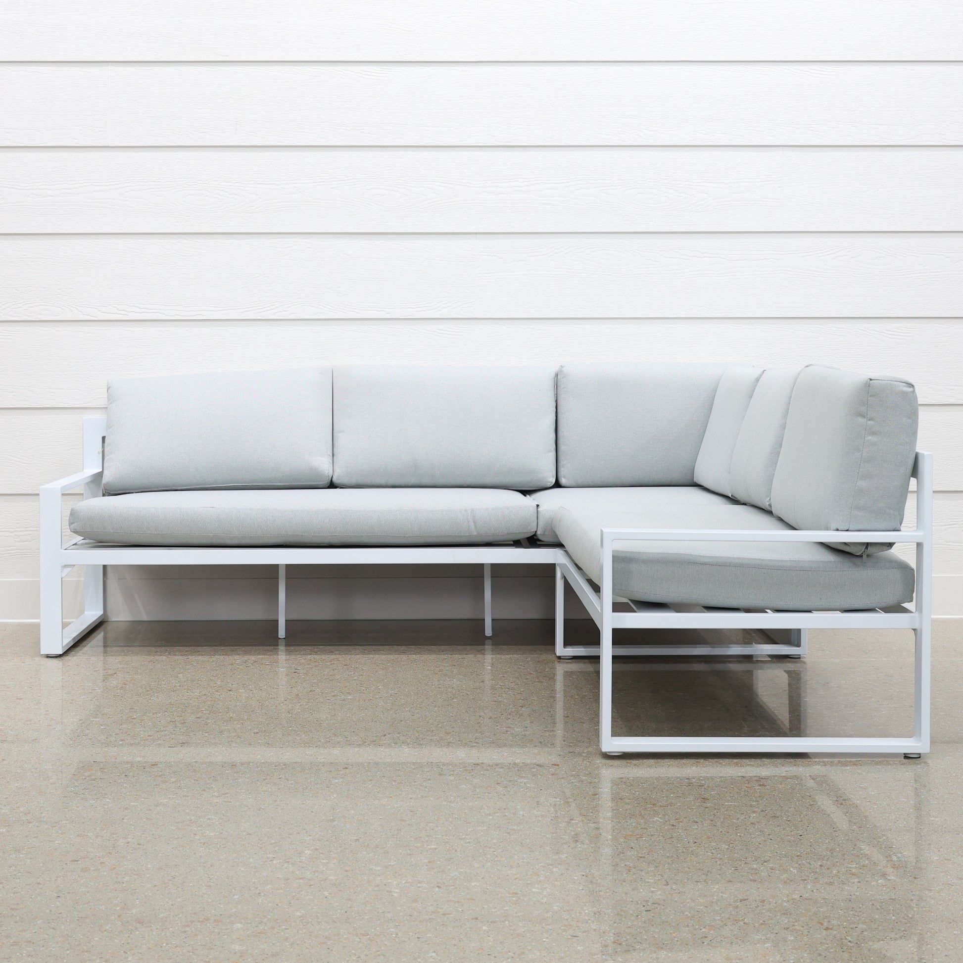 Patmos Outdoor Setting - White