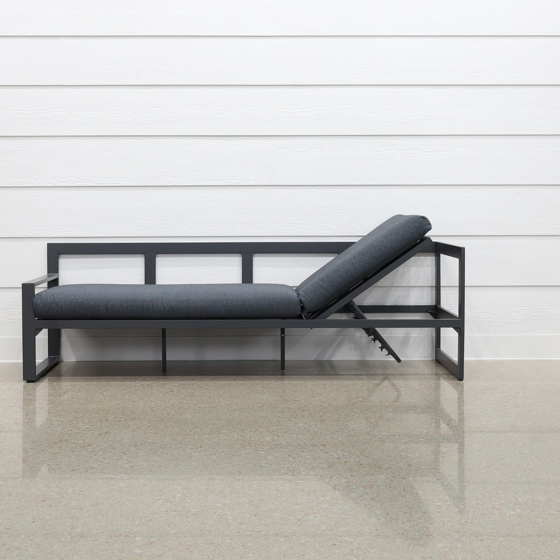 Patmos Outdoor Setting - Charcoal